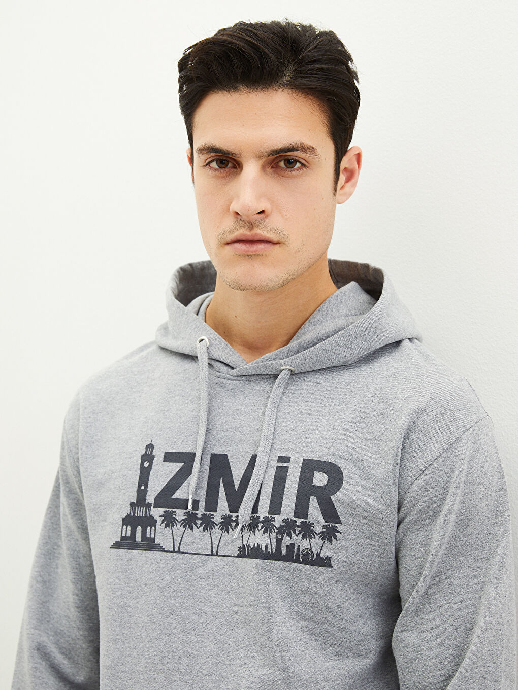 LCWAIKIKI Classic Gri Oversize Uzun Kollu İzmir Baskılı Erkek Hoodie - 1