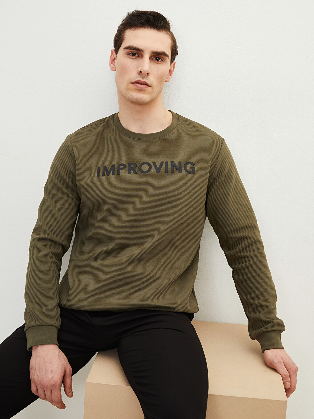 Haki Bisiklet Yaka Uzun Kollu Baskılı Erkek Sweatshirt