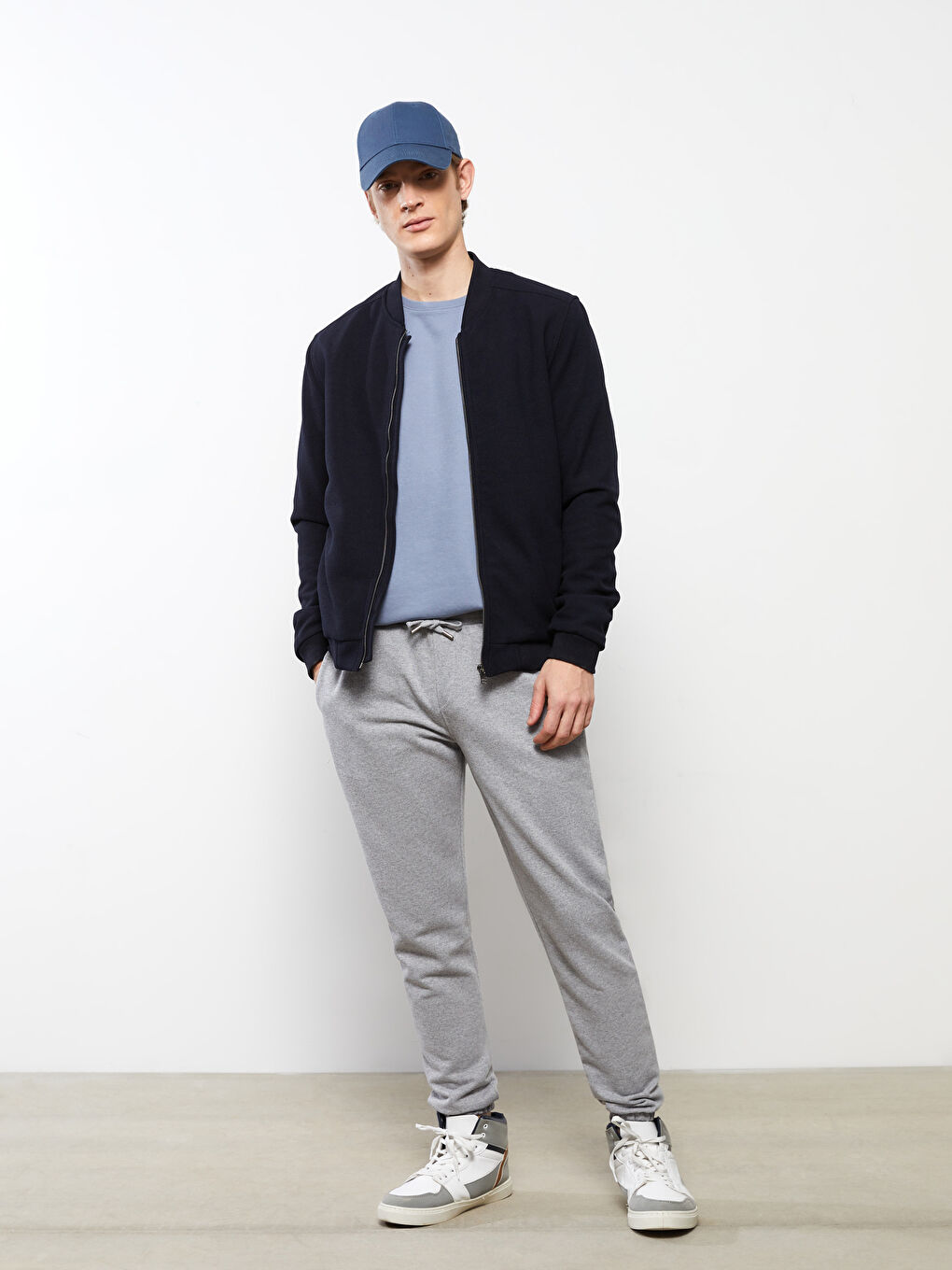 Gri Standart Kalıp Erkek Eşofman Altı