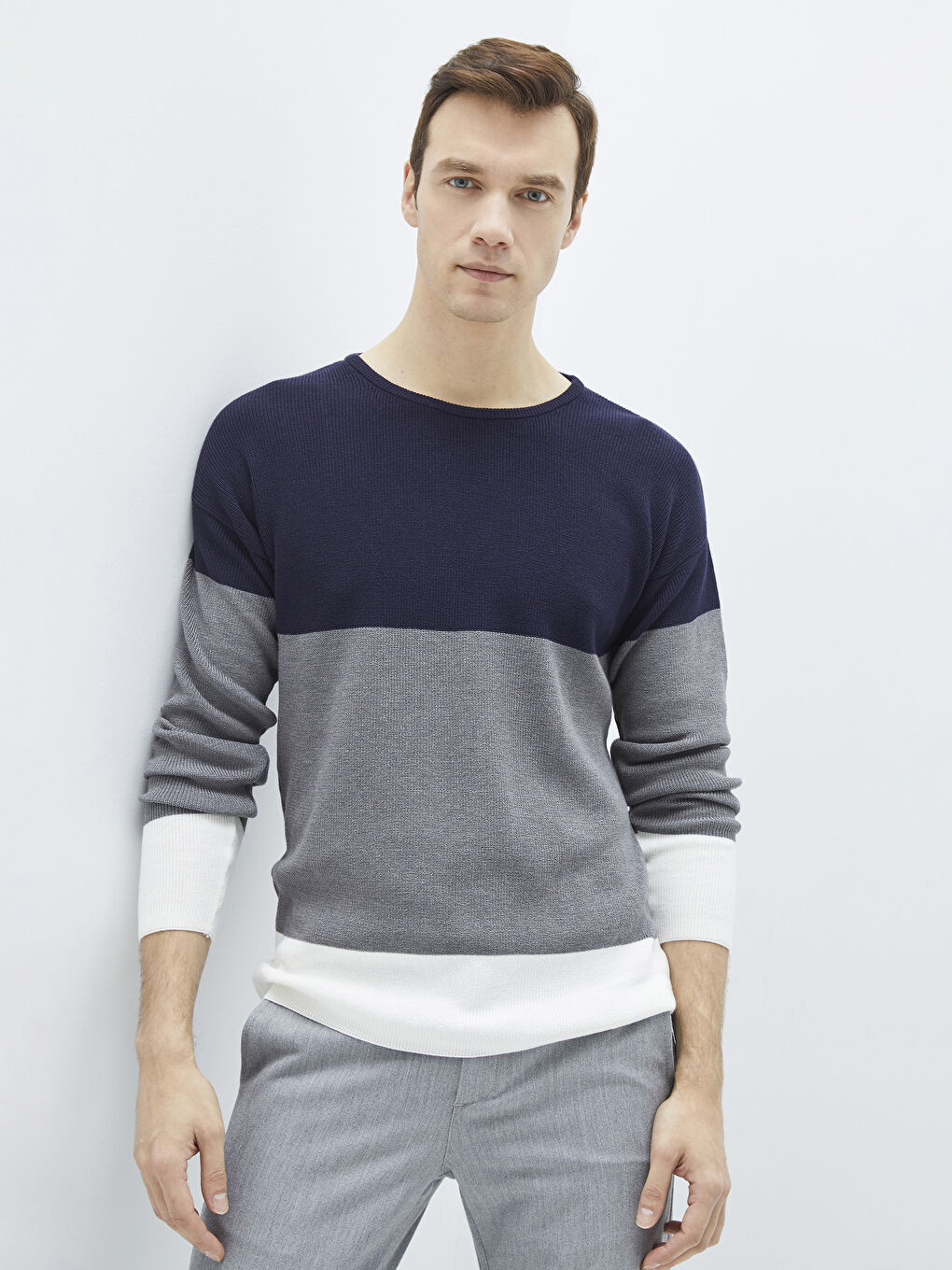 Lacivert Bisiklet Yaka Uzun Kollu Renk Bloklu Erkek Triko Kazak