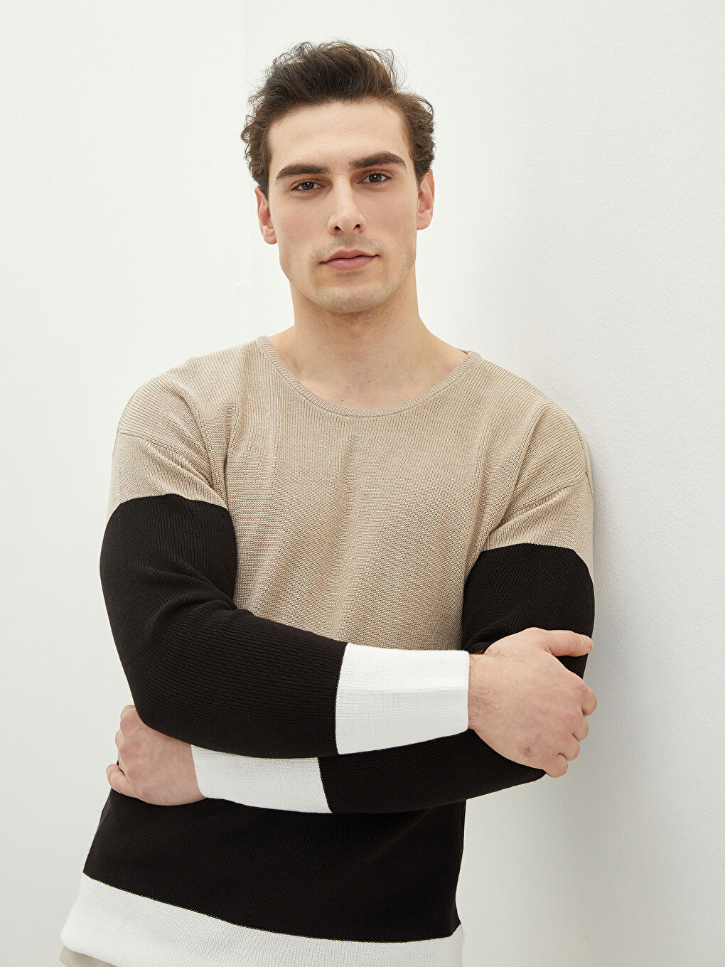 Bej Bisiklet Yaka Uzun Kollu Renk Bloklu Erkek Triko Kazak