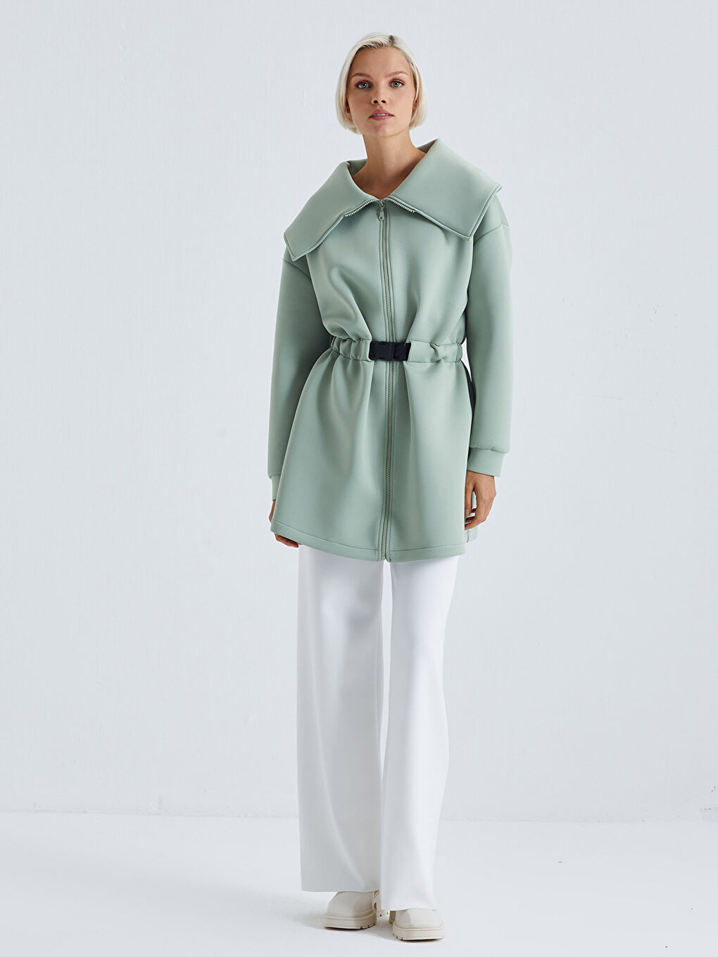 Шалевый воротник прямой пояс с деталями длинный рукав женское пальто-1