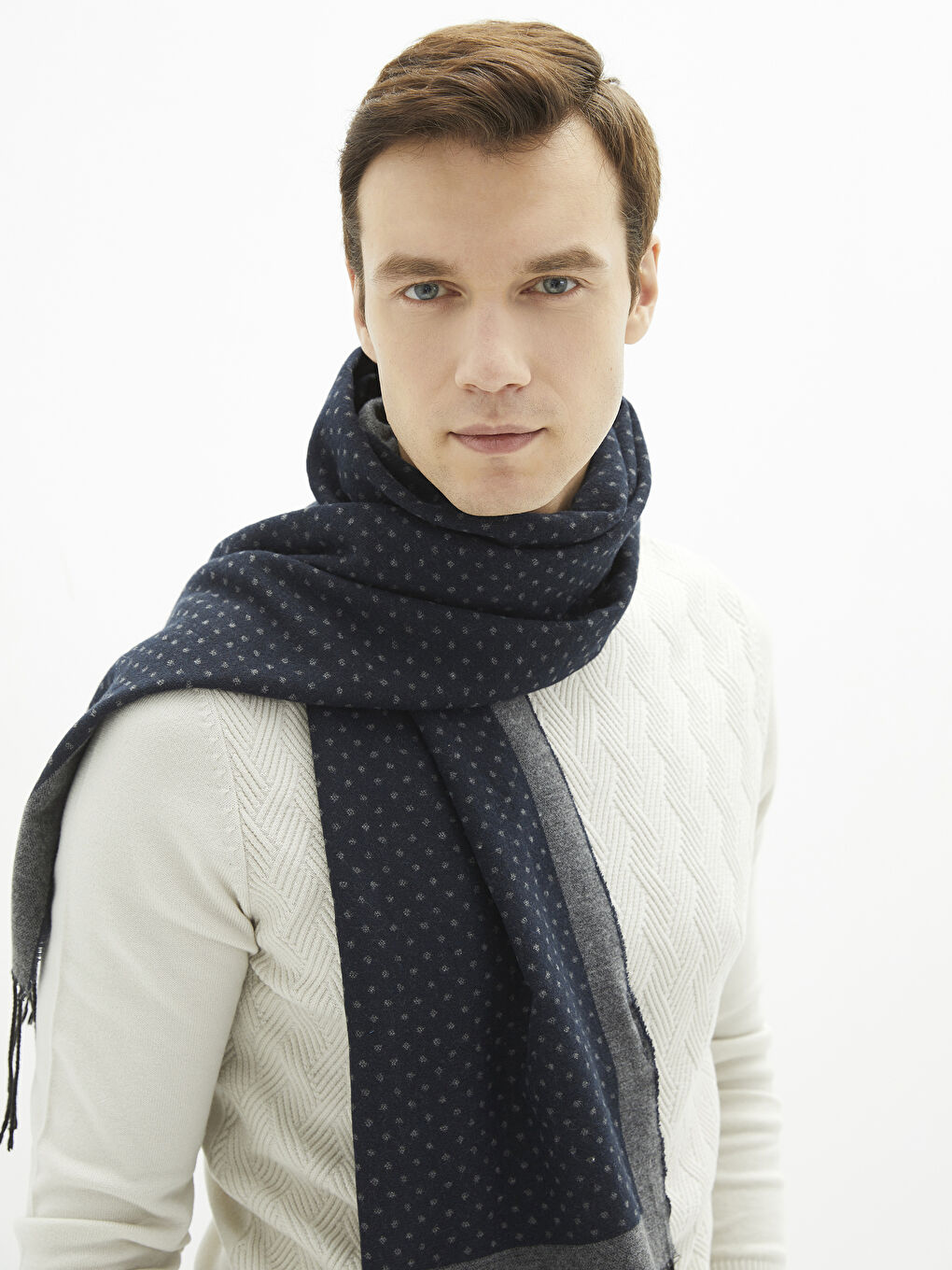 Patterned Tasseled Men's Scarf