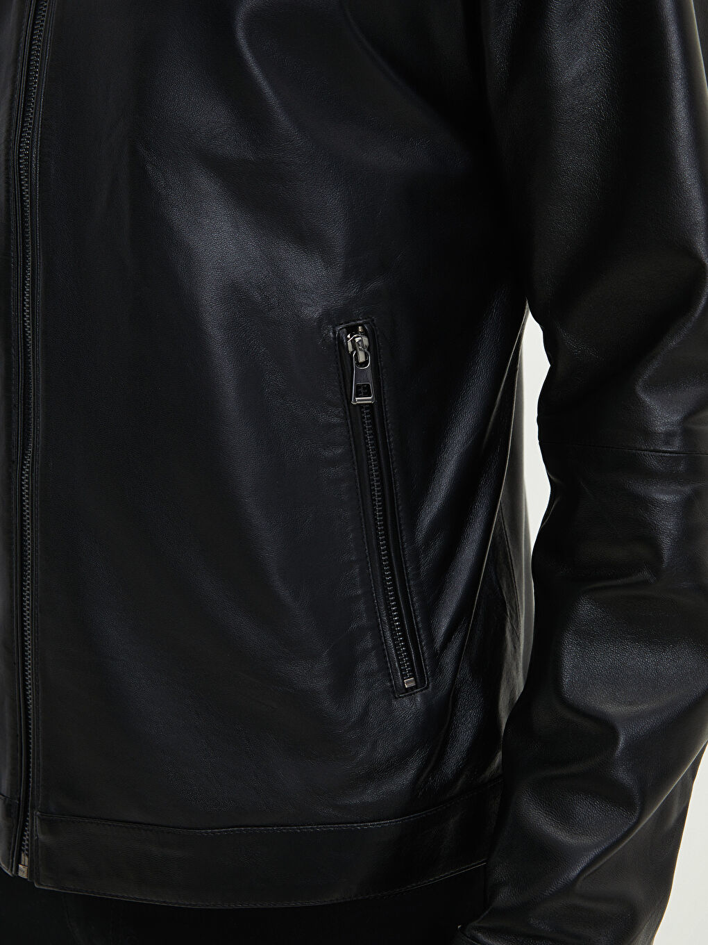 Siyah Standart Kalıp Dik Yaka Erkek Deri Mont-4