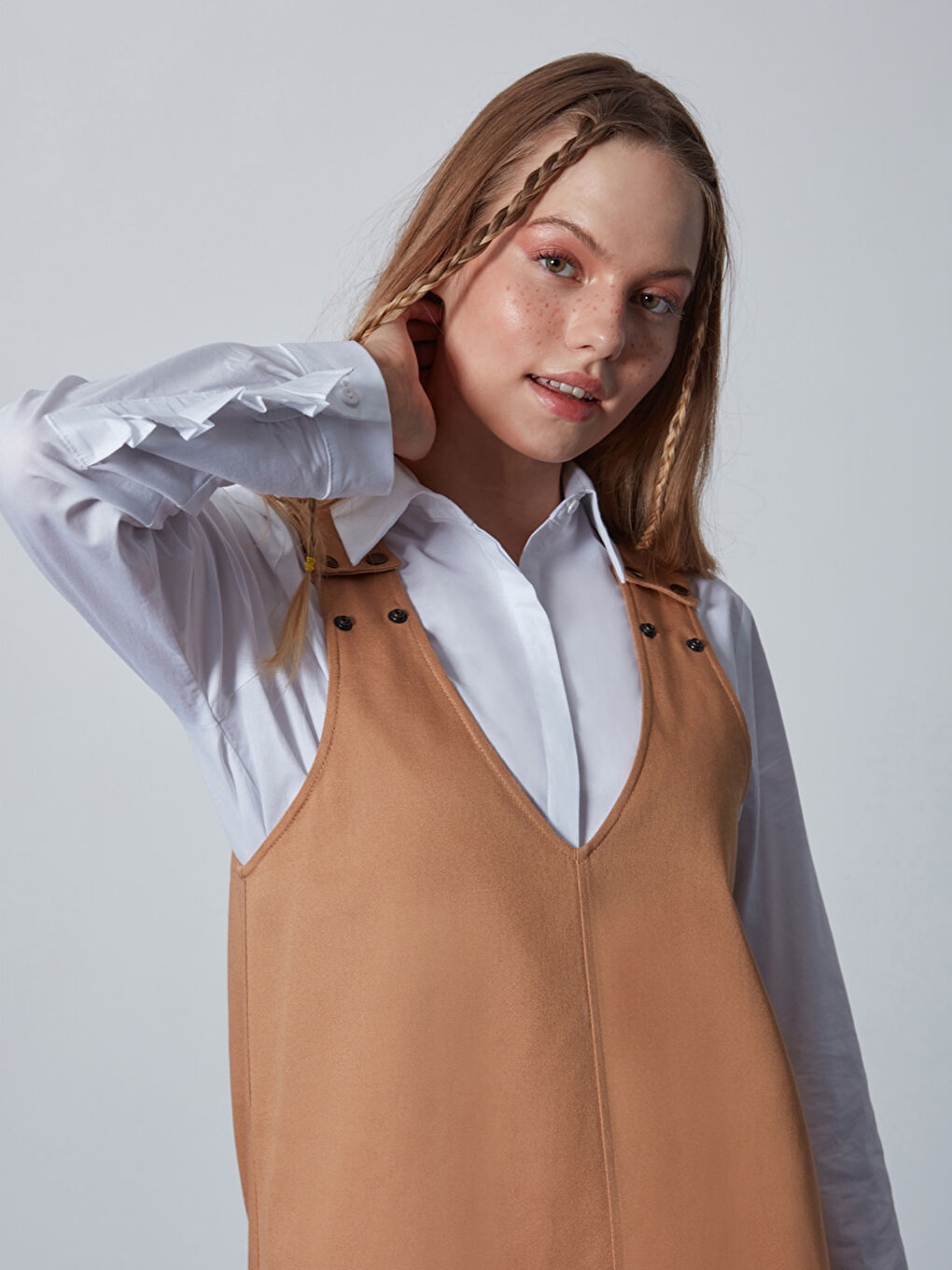 Kahverengi V Yaka Düz Cep Detaylı Kadın Jile Elbise-3