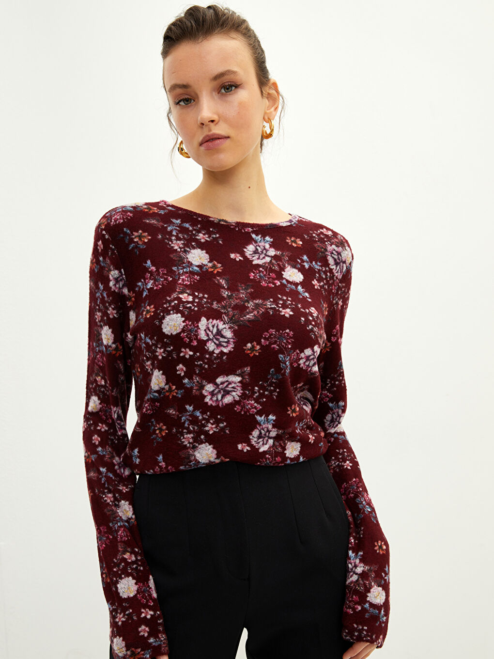 Bordo Bisiklet Yaka Çiçekli Uzun Kollu Kadın Tişört-1