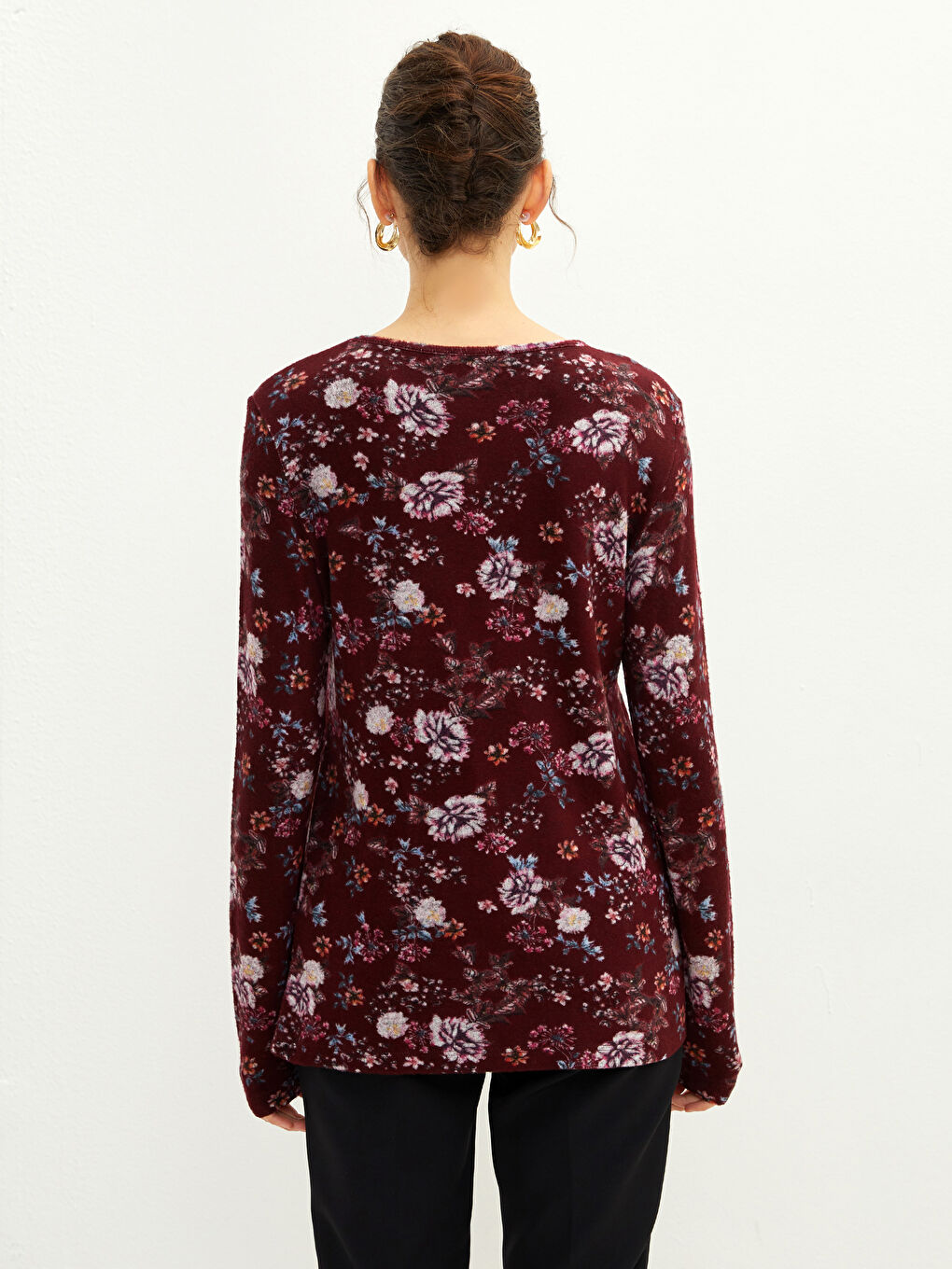Bordo Bisiklet Yaka Çiçekli Uzun Kollu Kadın Tişört-4