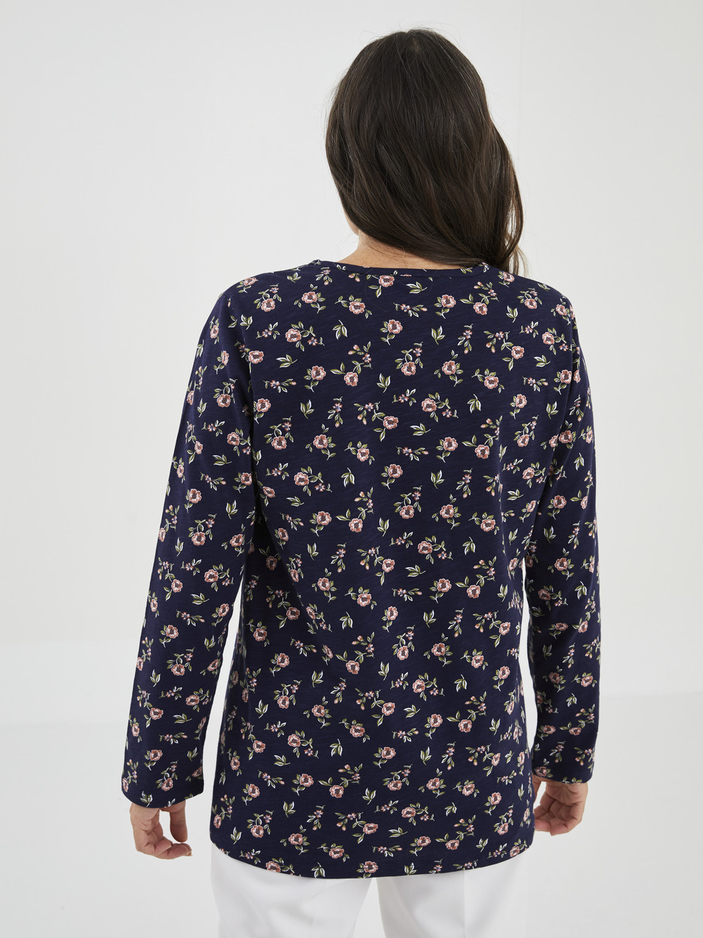 Crew Neck Floral Print Long Sleeve Women's T-shirt-3