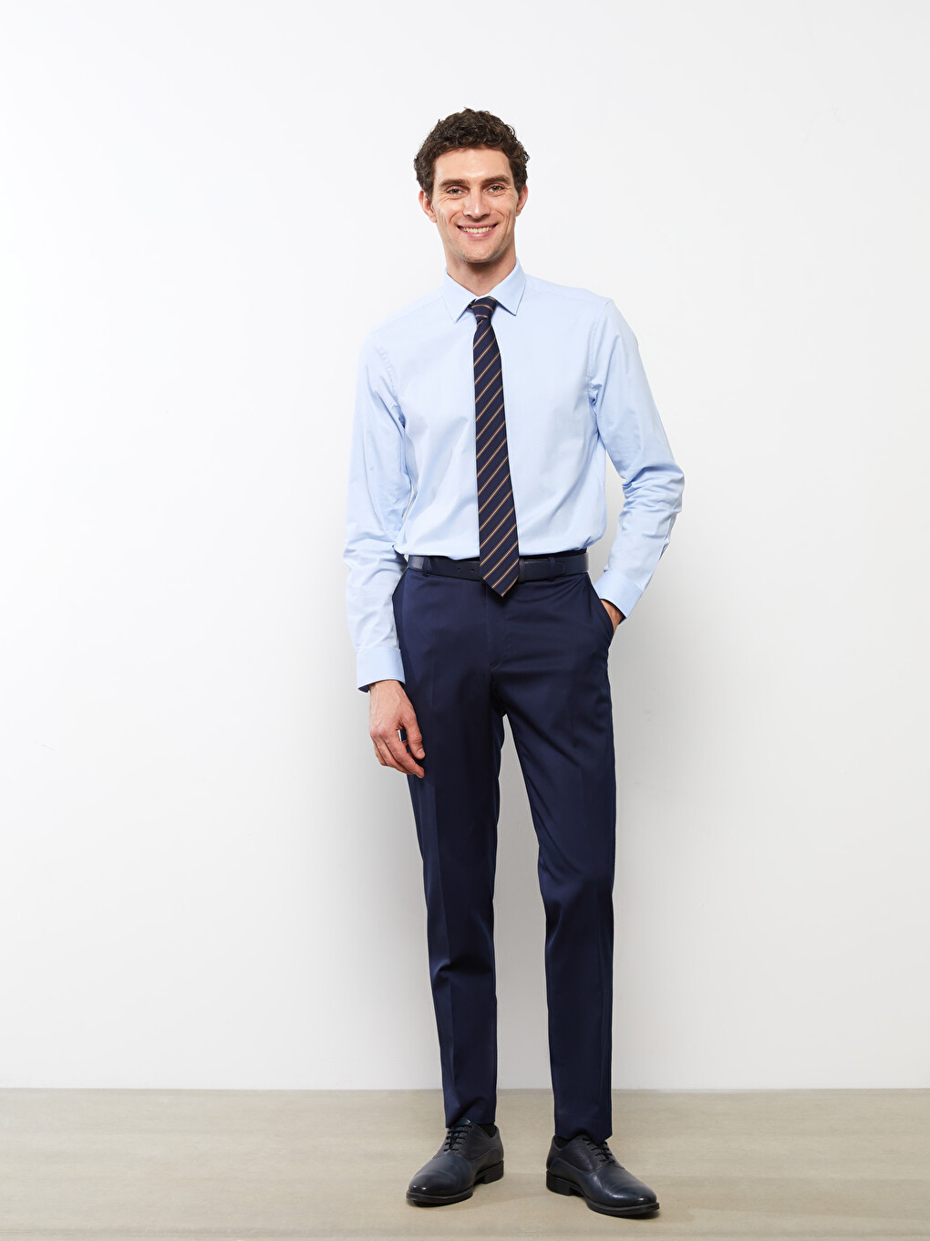 Slim Fit Long Sleeve Oxford Men's Shirt