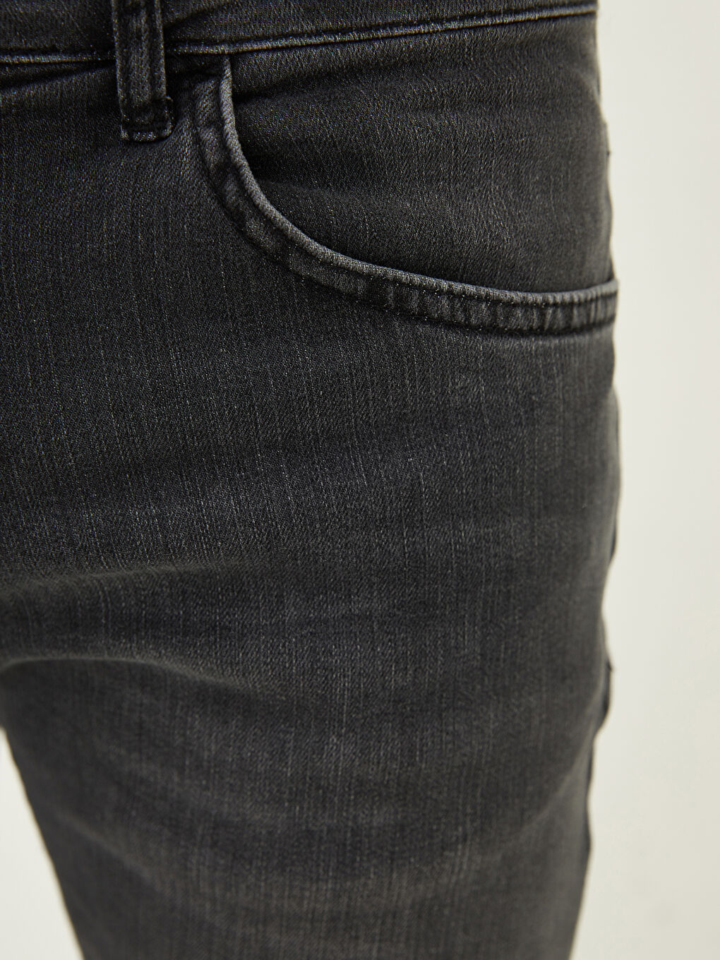 750 Slim Fit Traperice za Muškarce-2