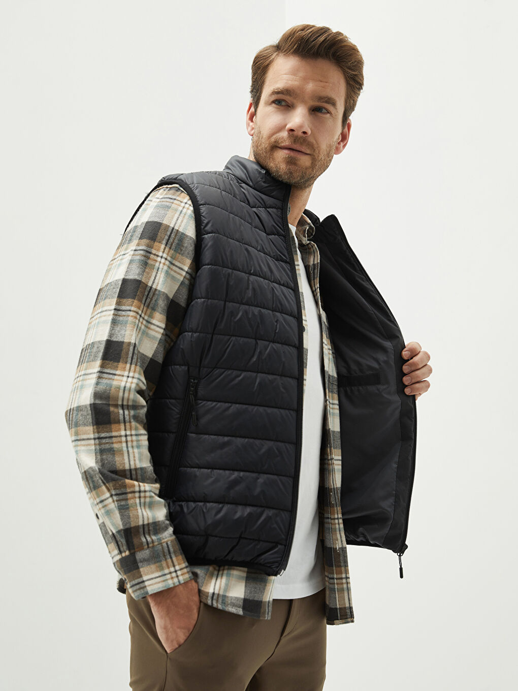 Siyah Standart Kalıp Dik Yaka Erkek Şişme Yelek-1