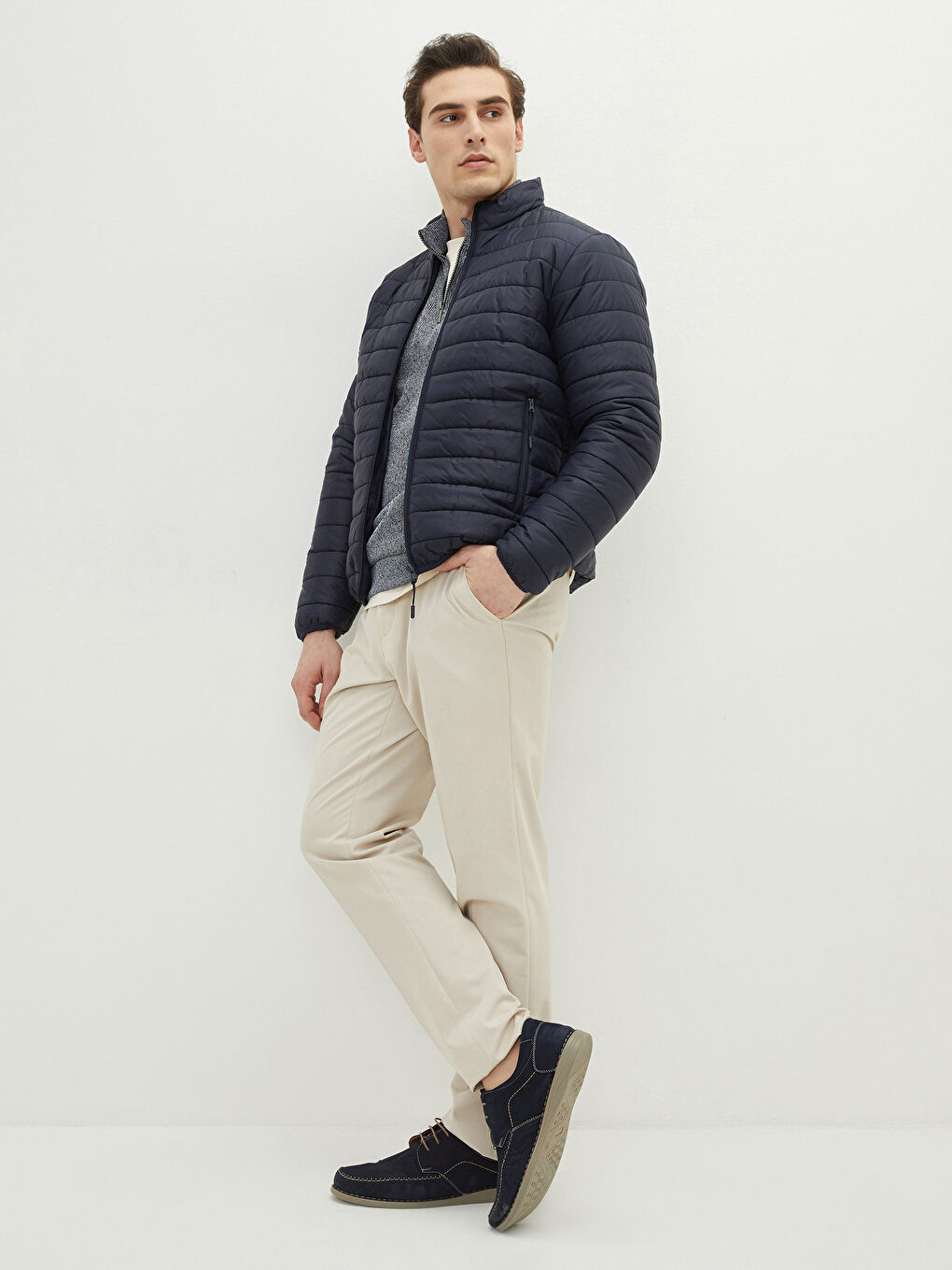 Lacivert Standart Kalıp Dik Yaka İnce Erkek Şişme Mont-2