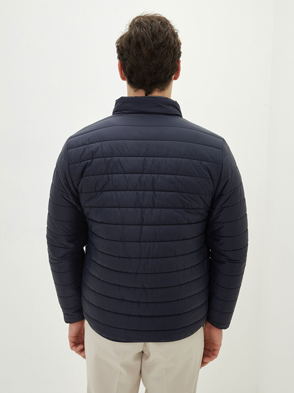 Lacivert Standart Kalıp Dik Yaka İnce Erkek Şişme Mont-4