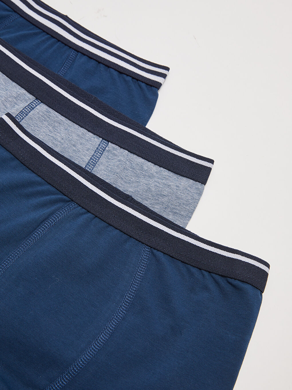 سراويل بوكسر قطنية أساسية للأولاد - عبوة من ٣ قطع-2