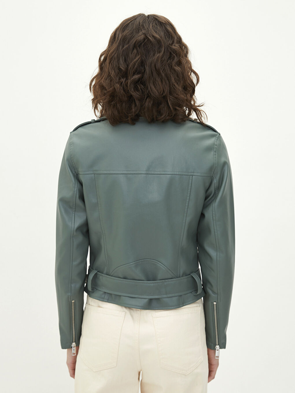 Yeşil Biker Yaka Cep Detaylı Uzun Kollu İnce Kadın Deri Görünümlü Mont-5