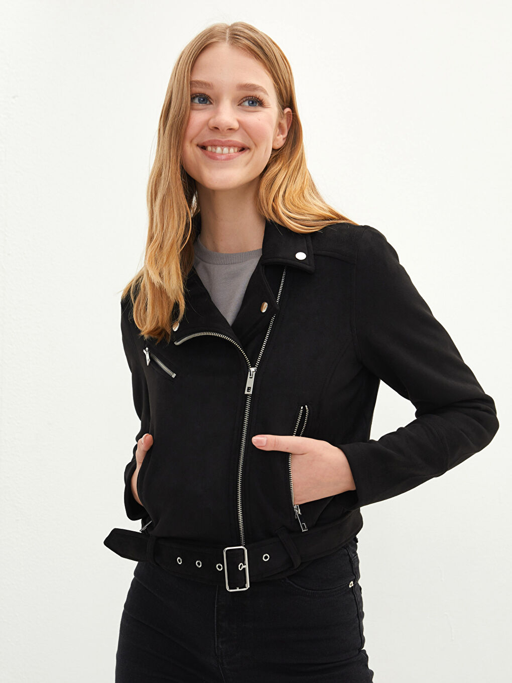 Siyah Biker Yaka Cep Detaylı Uzun Kollu İnce Kadın Süet Mont