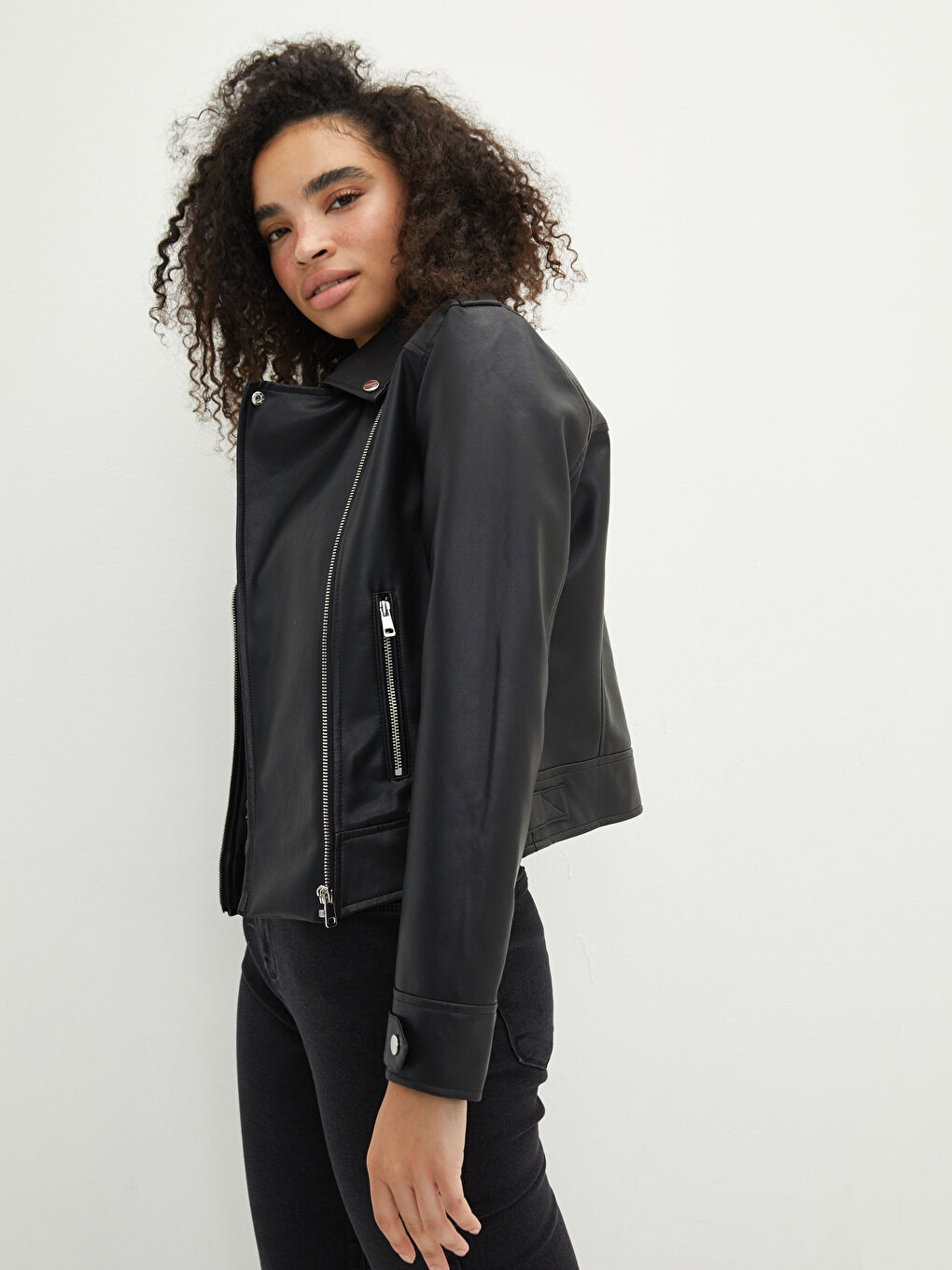 LC Waikiki Biker Collar Straight Long Sleeve Zippered Women's Leather Look Coat -S20247Z8-CVL