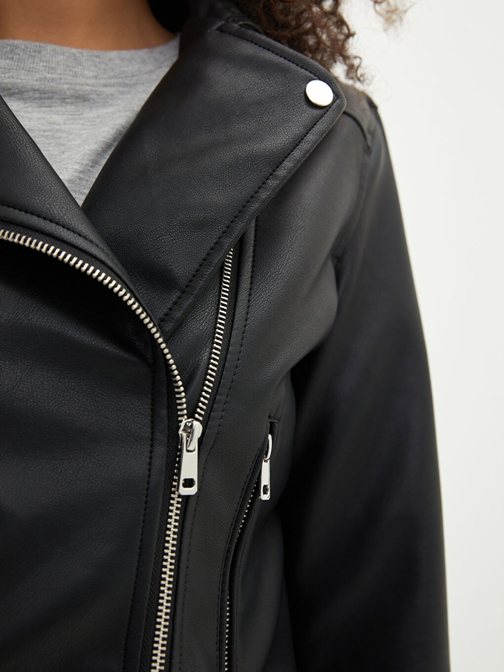 LC Waikiki Biker Collar Straight Long Sleeve Zippered Women's Leather Look Coat -S20247Z8-CVL
