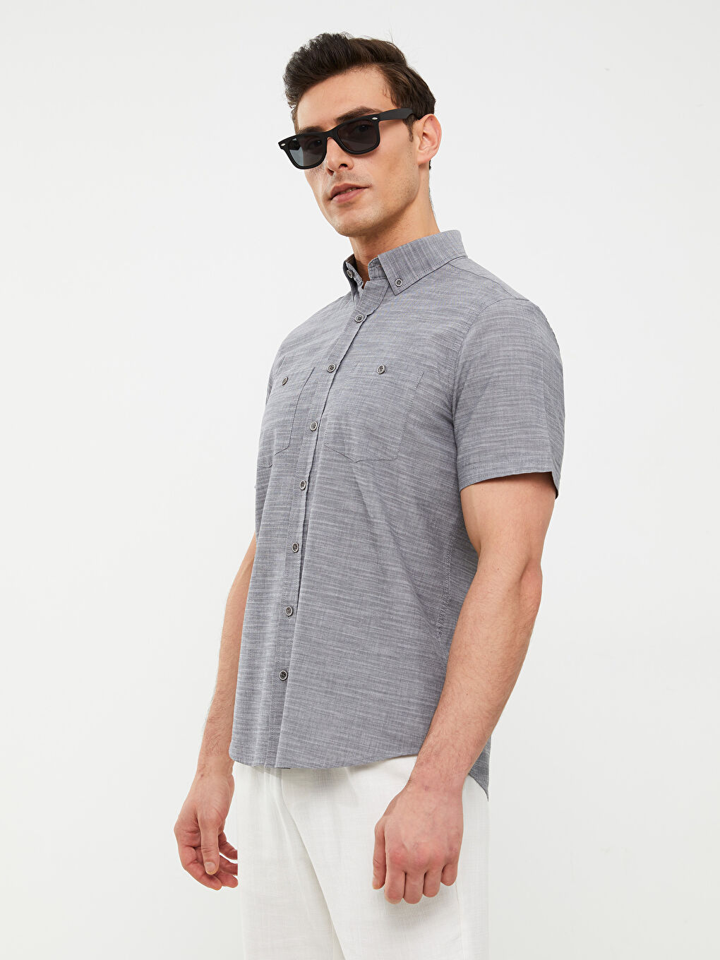 قميص بوبلين كم قصير بقصة عادية للرجال-2