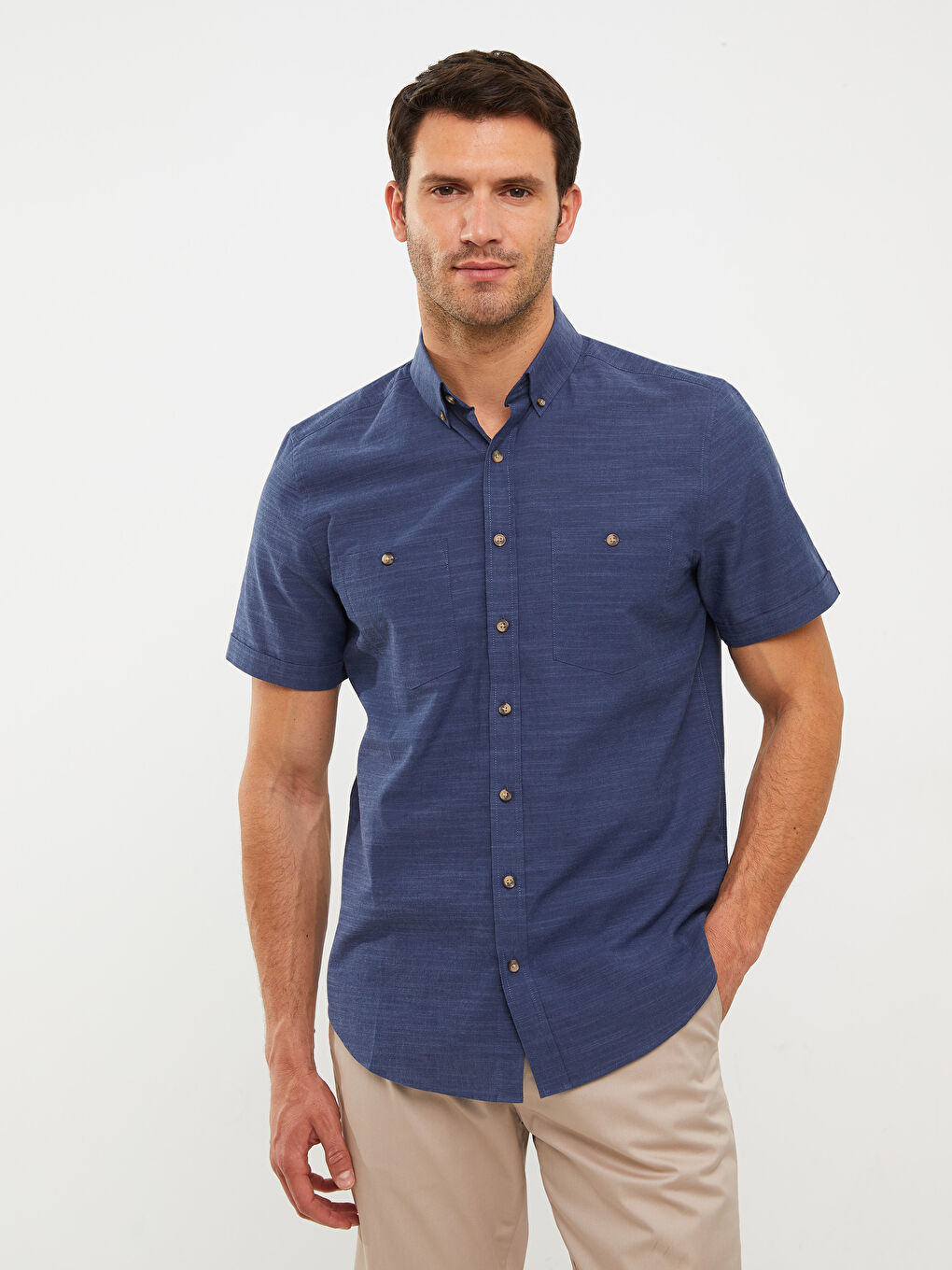 LCWAIKIKI Basic Regular Fit Short Sleeve Poplin Men's Shirt -S20261Z8-CWU