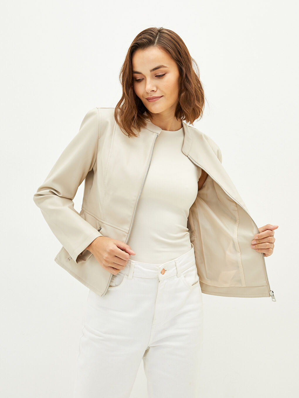 LCWAIKIKI Classic Stand Up Collar Straight Long Sleeve Pocket Detailed Slim Women's Leather Look Coat -S20269Z8-RTU