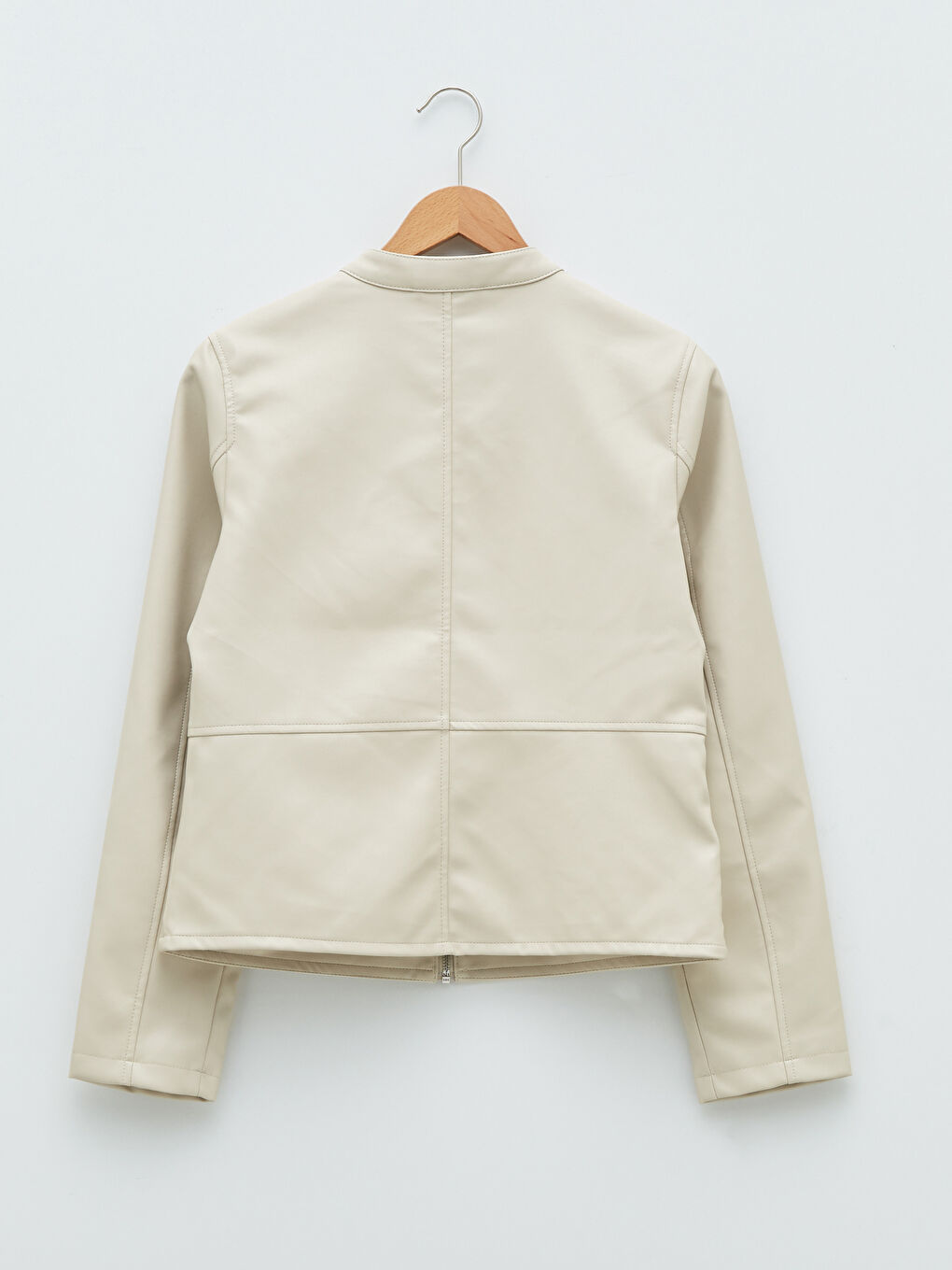 LCWAIKIKI Classic Stand Up Collar Straight Long Sleeve Pocket Detailed Slim Women's Leather Look Coat -S20269Z8-RTU