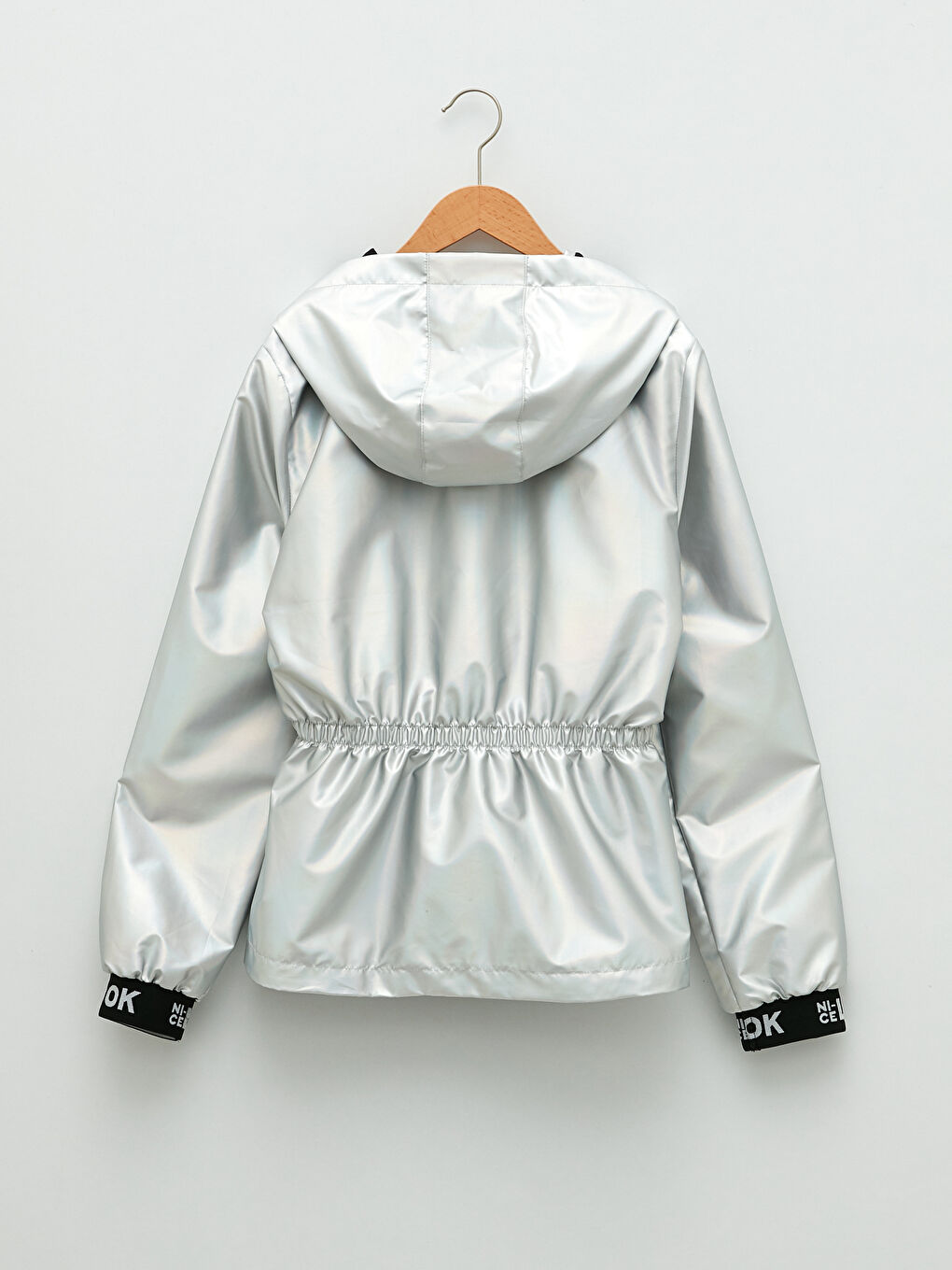 LCW Kids بالطو بناتي مطبوع بحروف بكابوش -S20342Z4-J2F