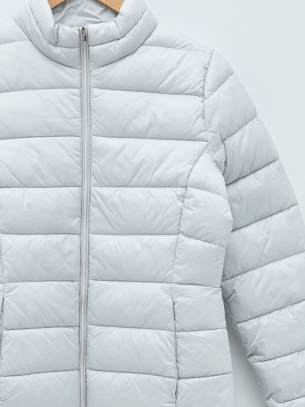 Geacă Matlasată Dama Groasă cu Guler Vertical, Mânecă Lungă Dreaptă și Buzunare-4