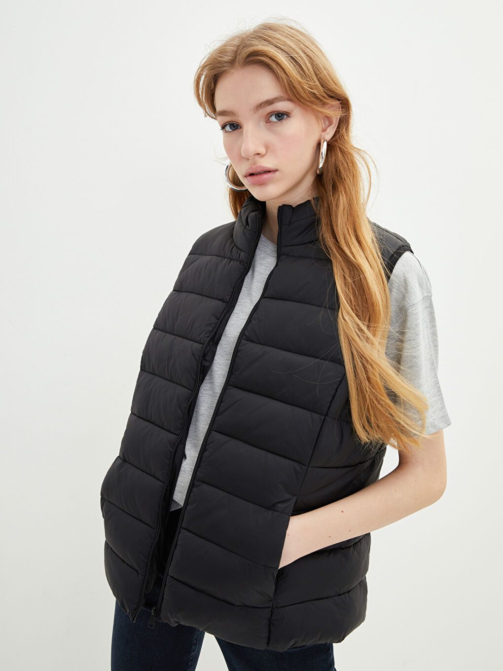 Stand Up Collar Plain Pocket Detailed Women's Inflatable Vest-2