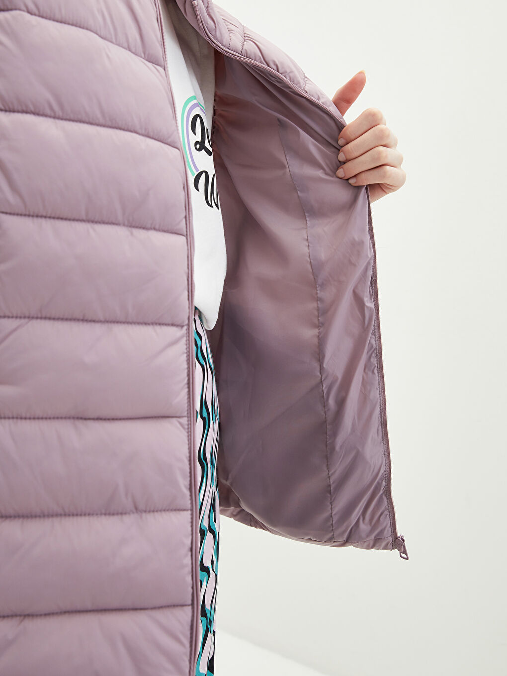 Mürdüm Dik Yaka Düz Cep Detaylı Kadın Şişme Yelek-6