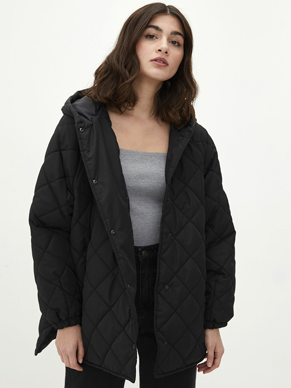 Geacă Matlasată Cu Model Cu Glugă Mânecă Lungă pentru Femei-1