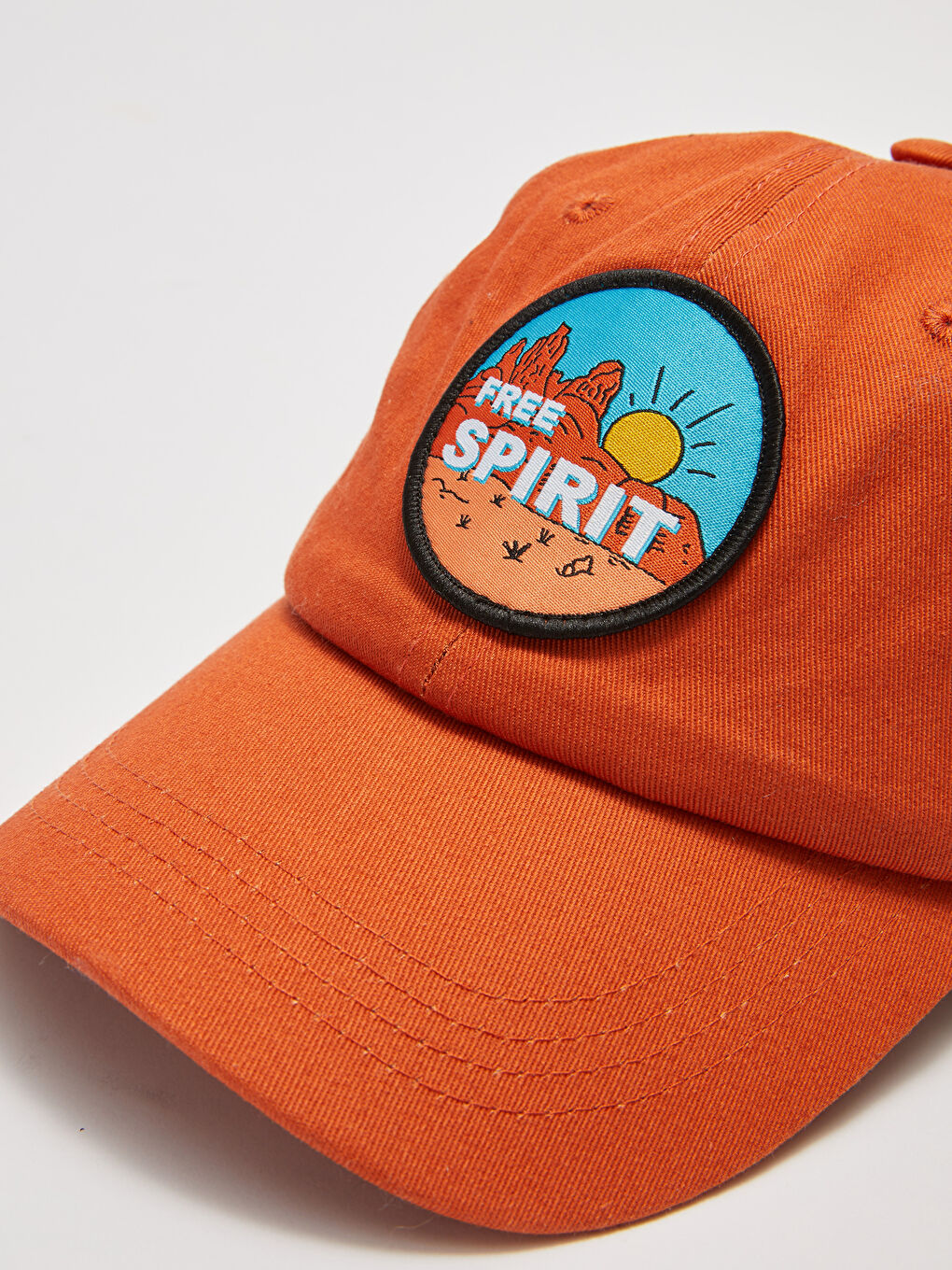 كاب مطبوع للسيدات-4