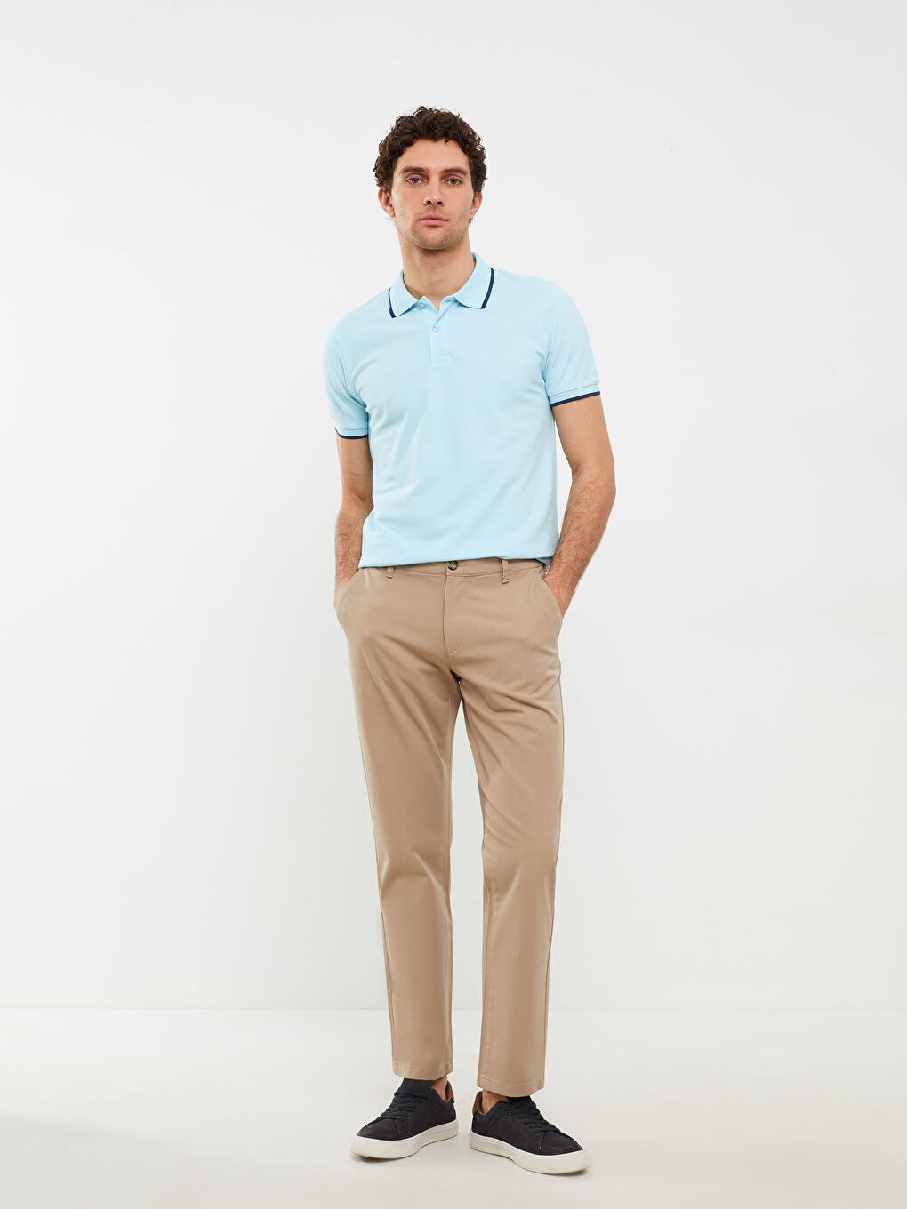 LCWAIKIKI Classic Chino-Hose für Herren in Standardpassform aus Gabardine -S20659Z8-S2R