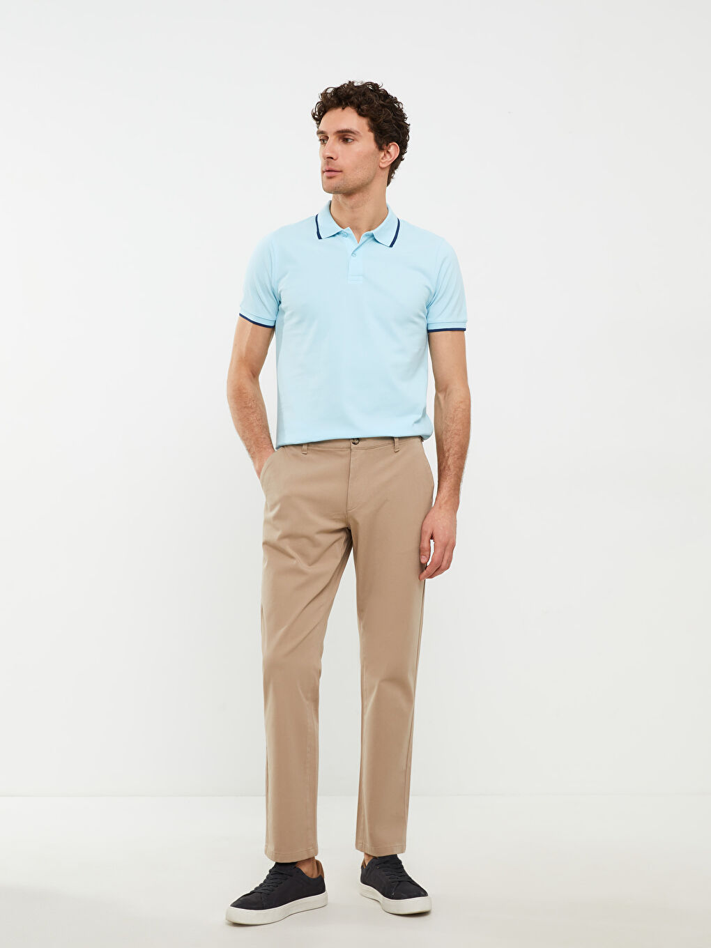 LCWAIKIKI Classic Chino-Hose für Herren in Standardpassform aus Gabardine -S20659Z8-S2R
