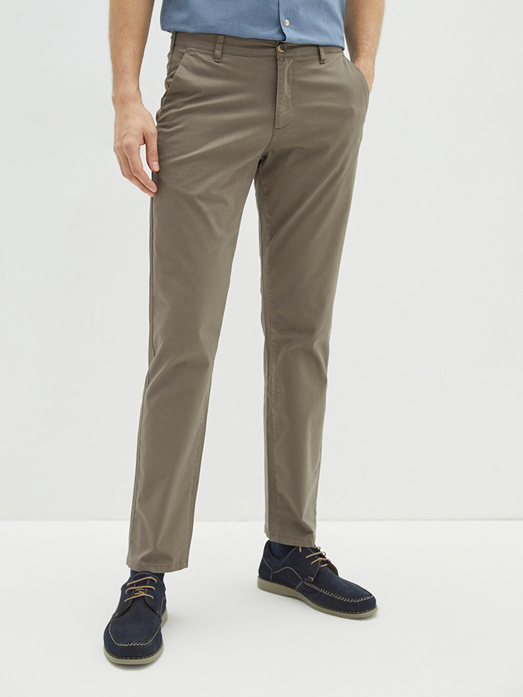 Kahverengi Normal Kalıp Gabardin Erkek Chino Pantolon-3