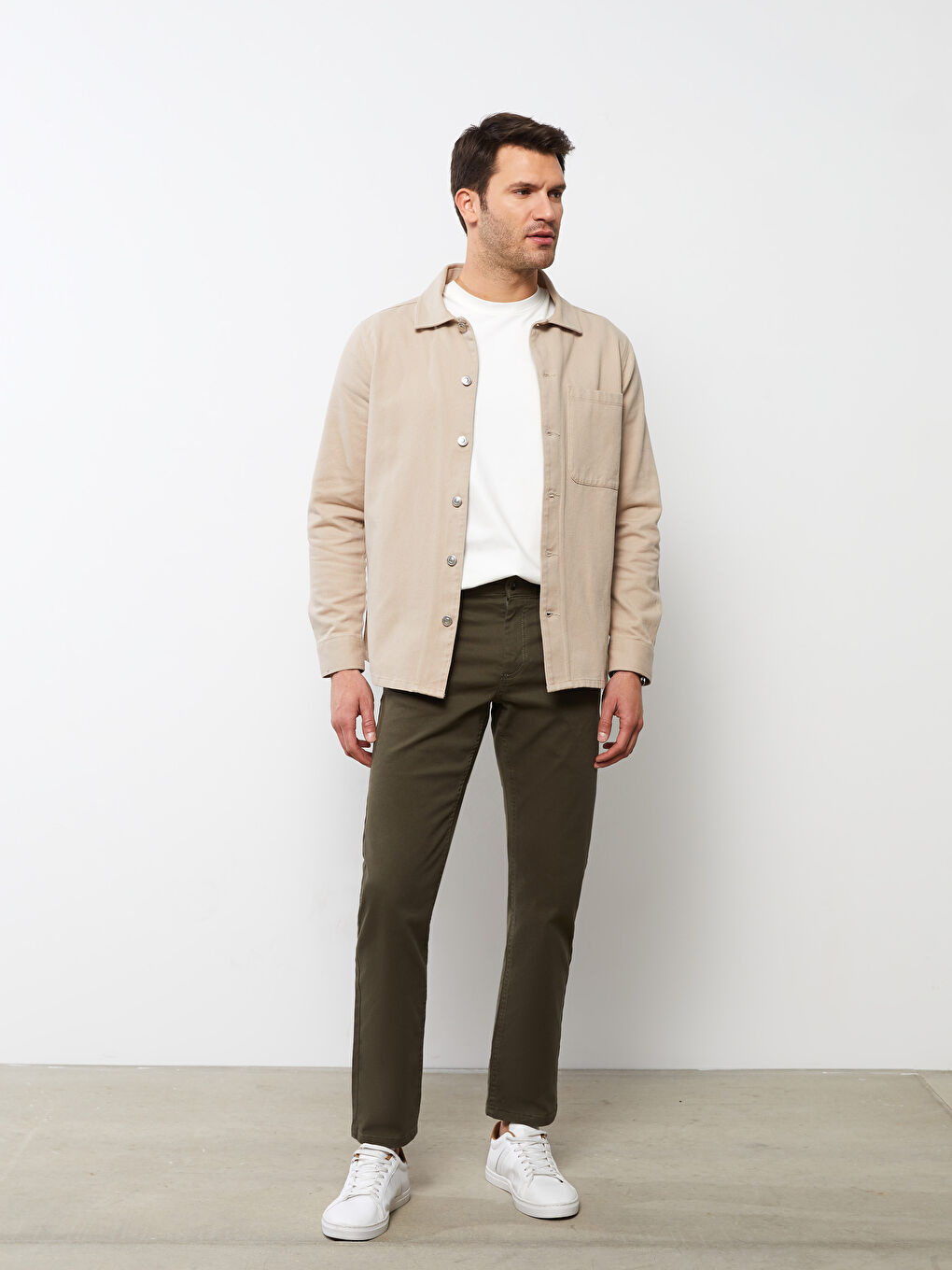 Standard Fit Men's Chino Trousers-1