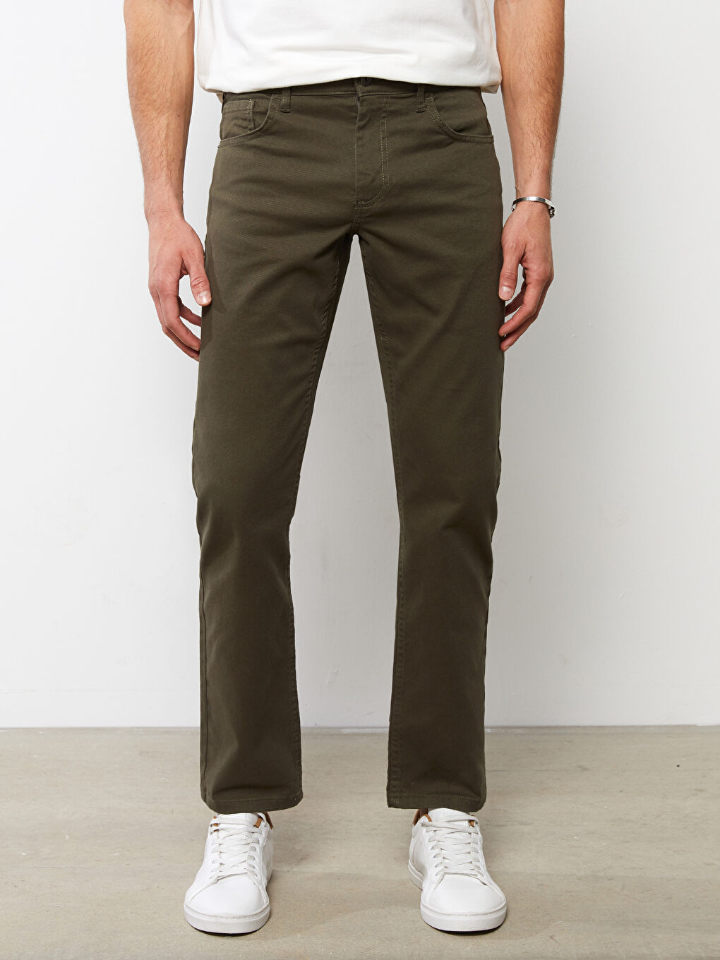 Standard Fit Men's Chino Trousers-4