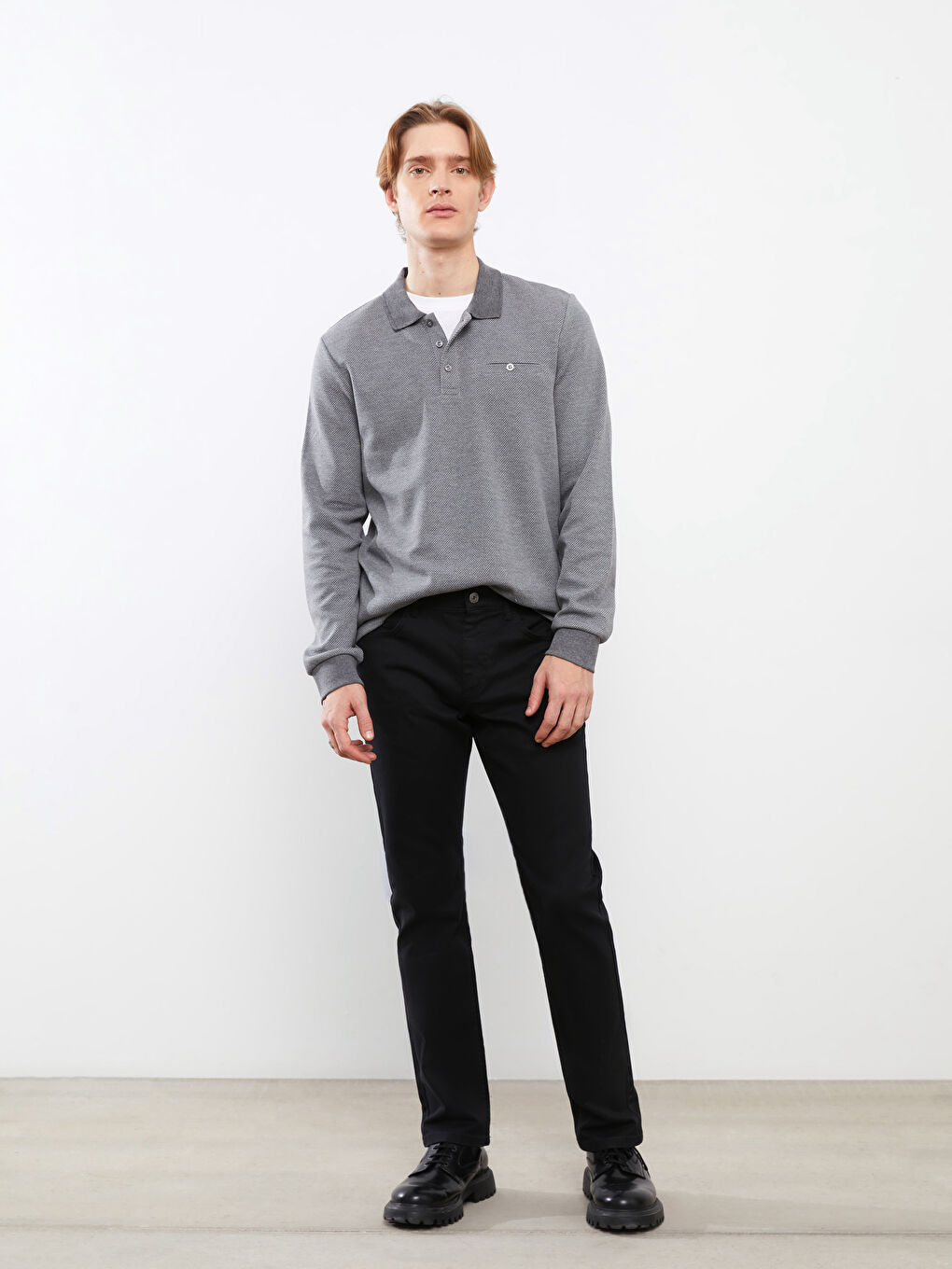 بنطلون تشينو بقصة عادية - للرجال-1