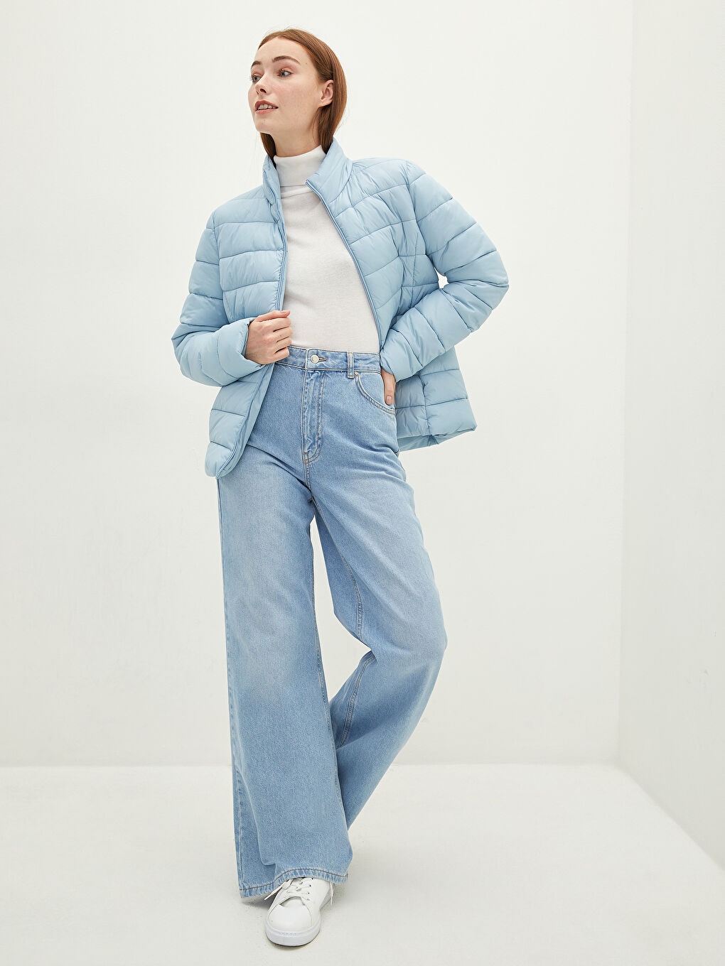 Mavi Dik Yaka Düz Uzun Kollu Cep Detaylı Kadın Şişme Mont-9