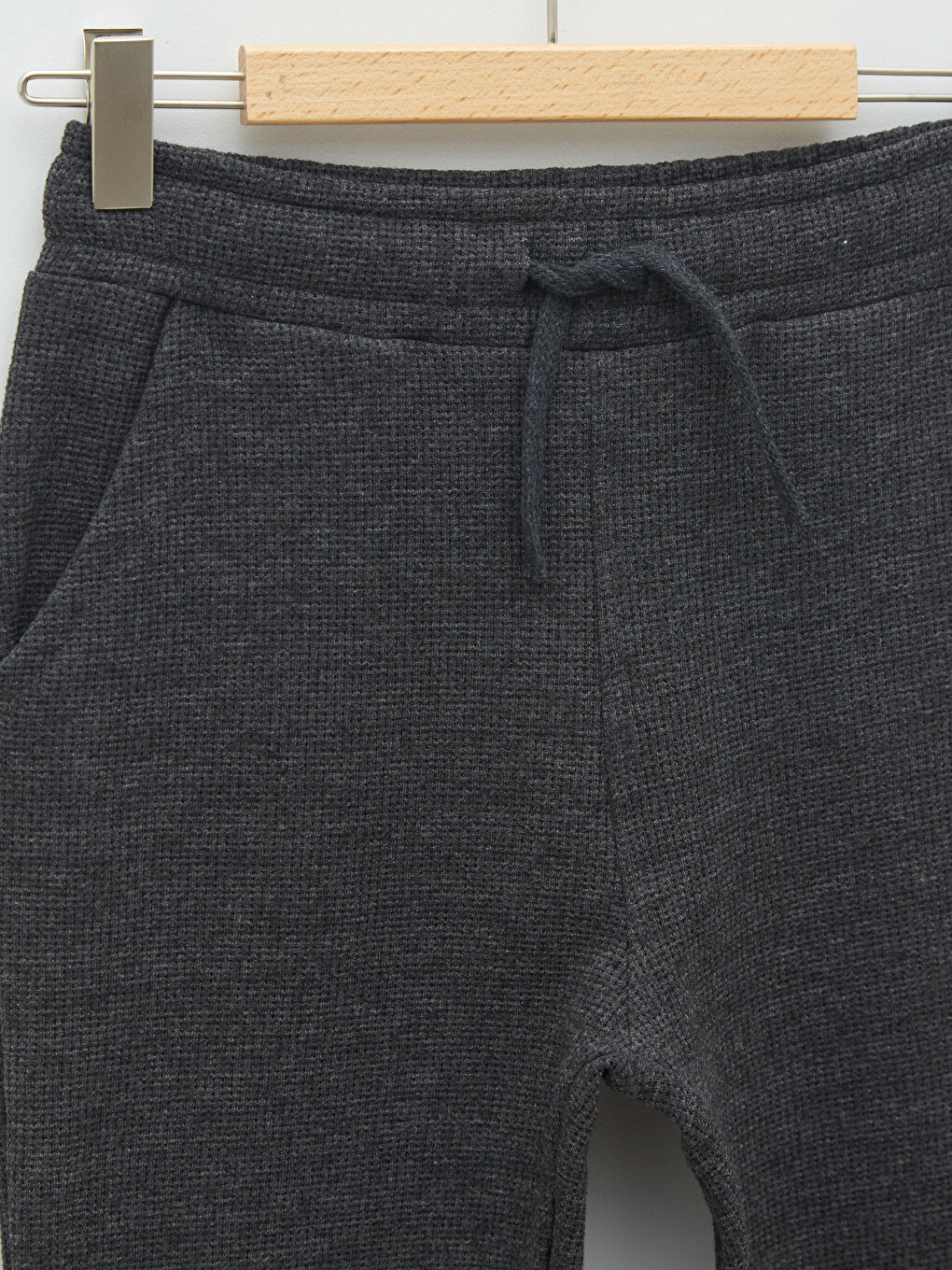 LCW Kids Osnovne dečje jogger trenerke sa elastičnim strukom -S20737Z4-DW2