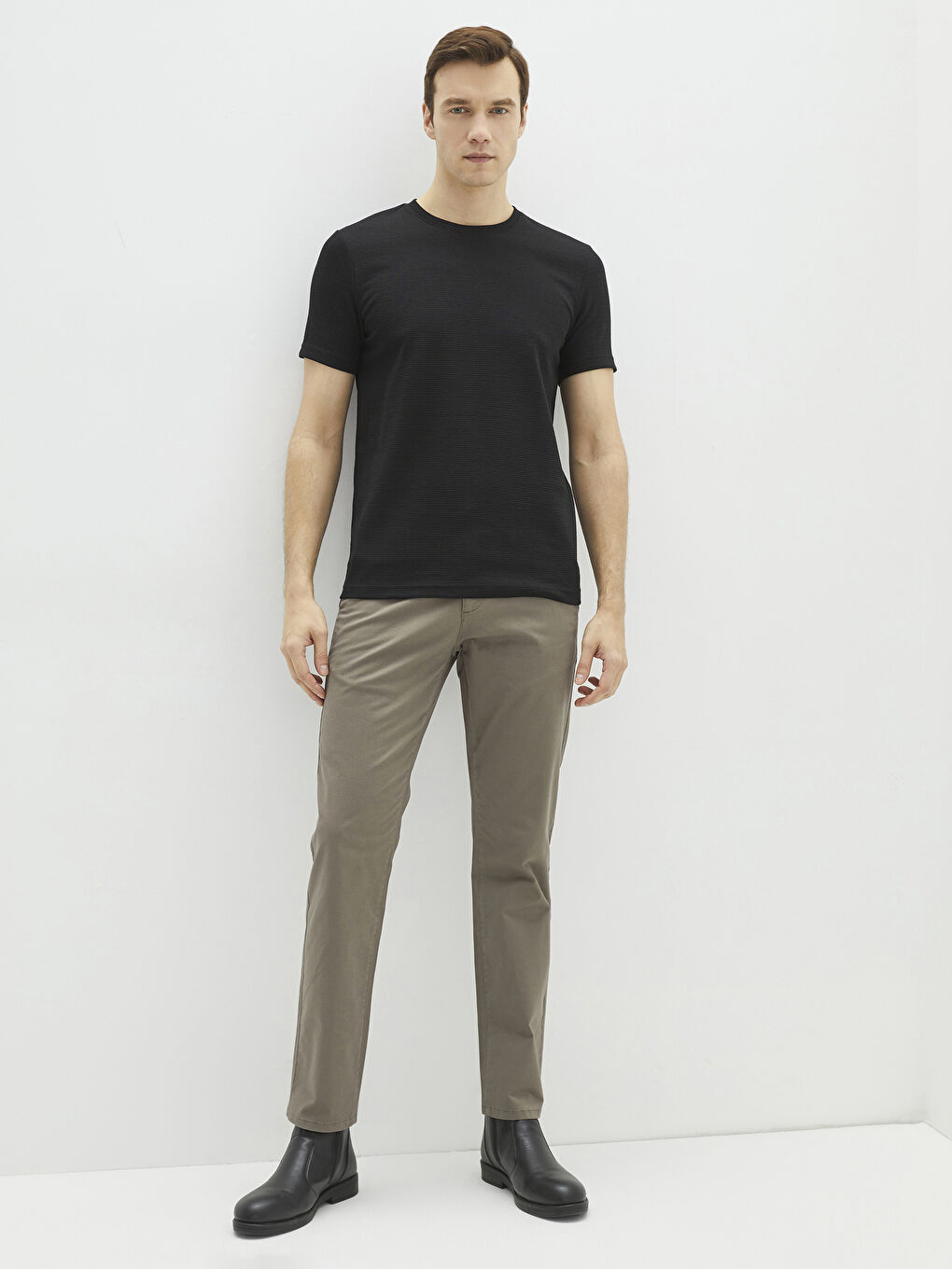 Siyah Bisiklet Yaka Penye Erkek Tişört-2