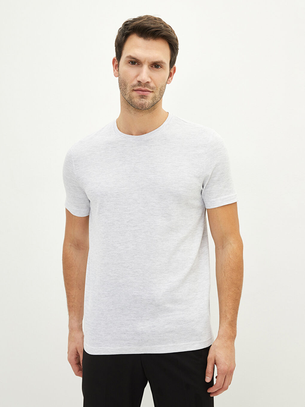 Футболка мужская из джерси с круглым вырезом-1