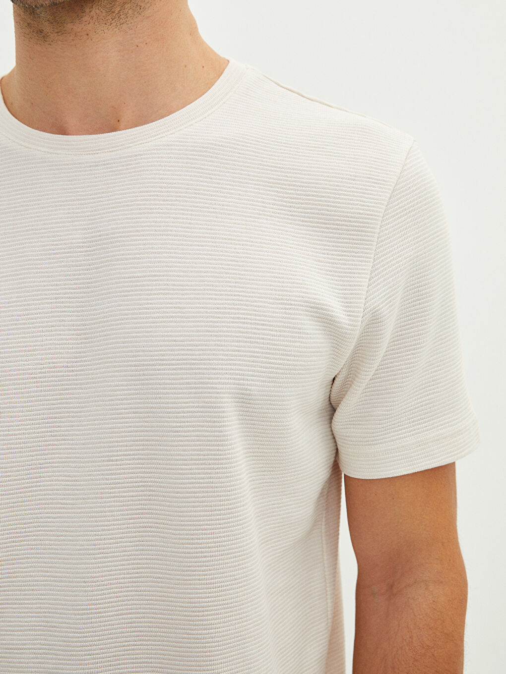 Gri Bisiklet Yaka Penye Erkek Tişört-3