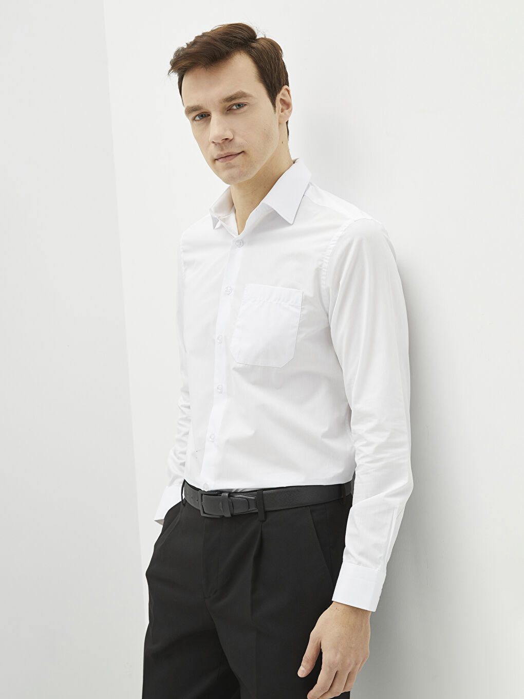 Beyaz Regular Fit Uzun Kollu Poplin Erkek Gömlek-1