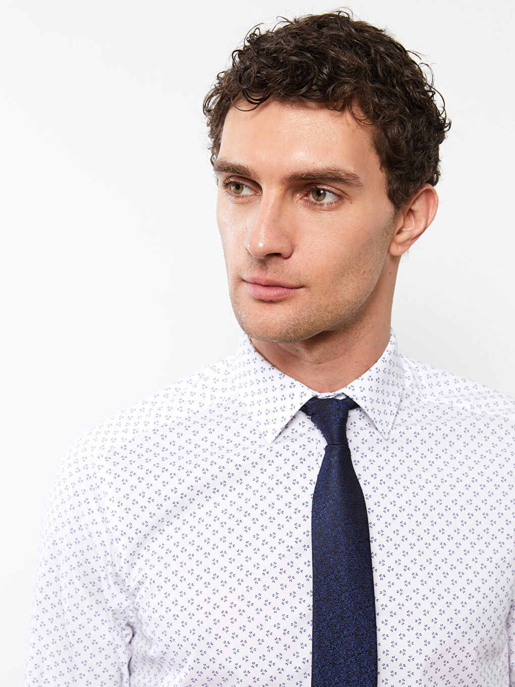 Beyaz Slim Fit Uzun Kollu Desenli Poplin Erkek Gömlek-2