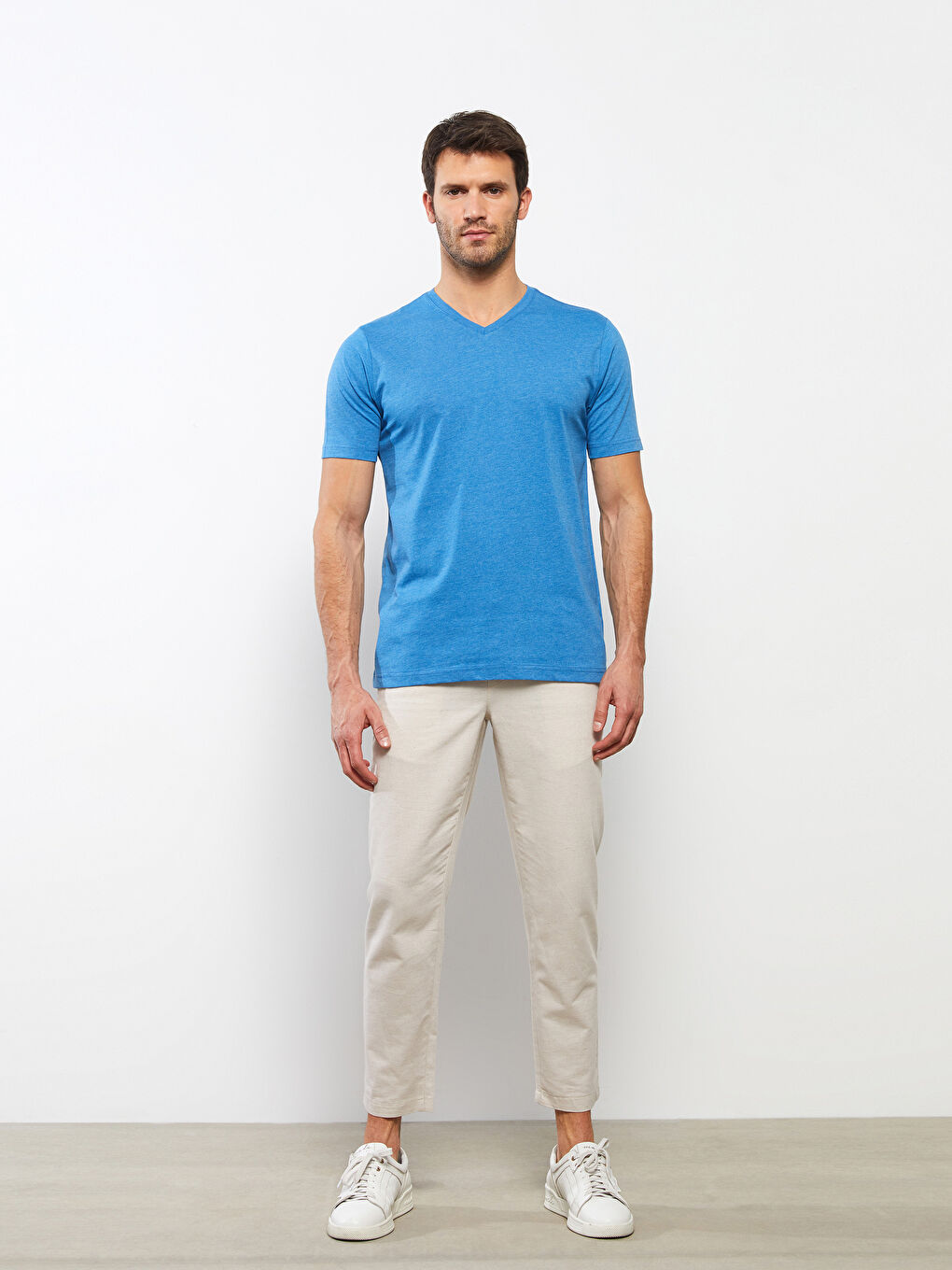 LC Waikiki V-Neck Short Sleeve Jersey Men's T-Shirt -S20839Z8-DTB