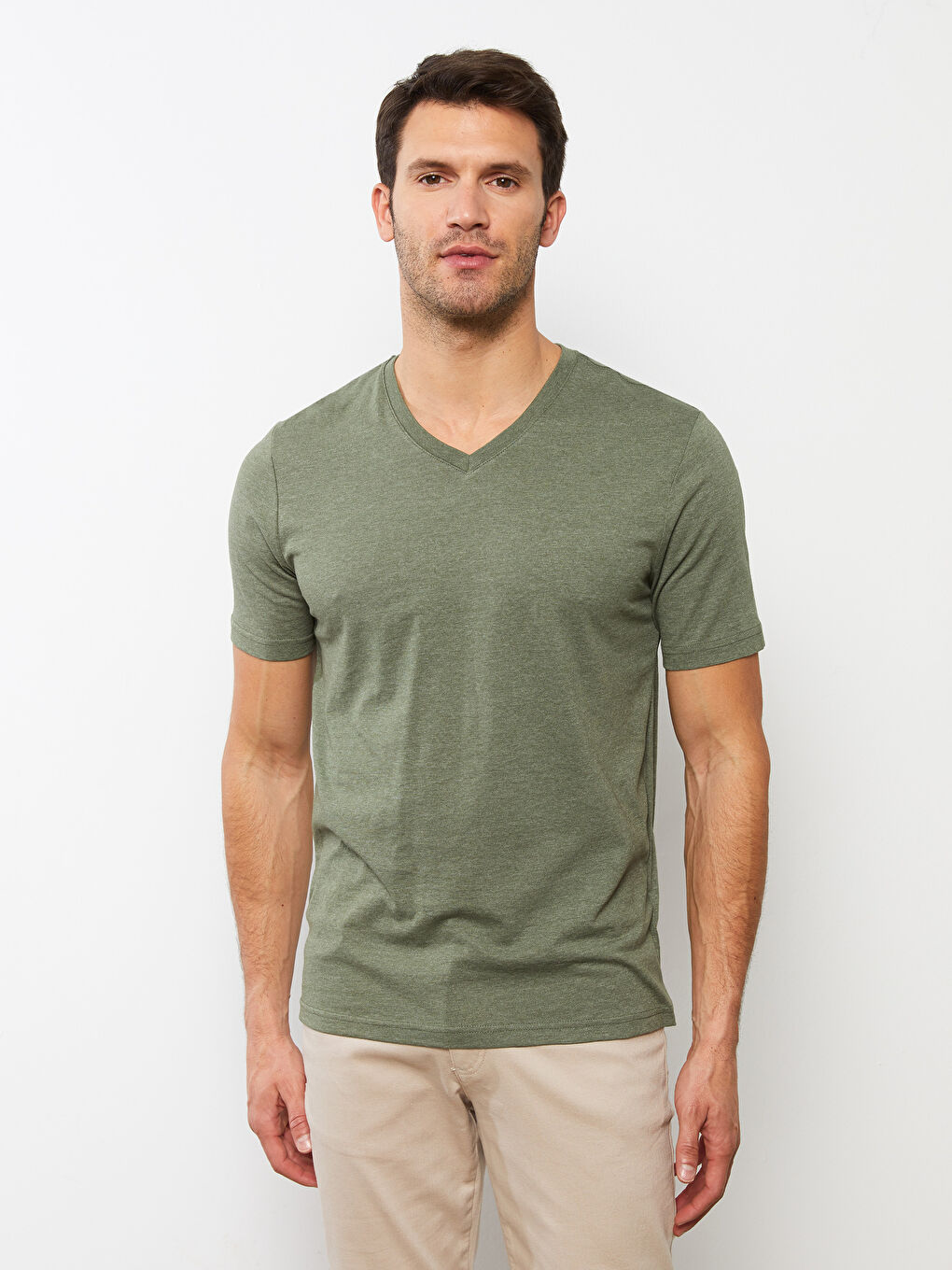 Haki V Yaka Kısa Kollu Penye Erkek Tişört-1