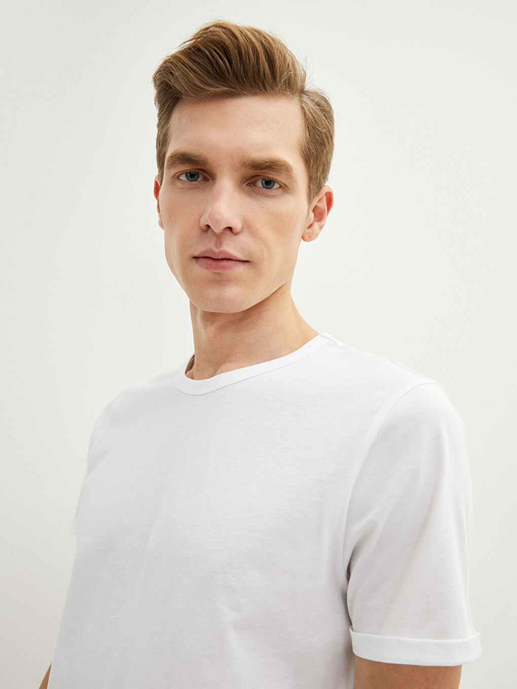 تيشيرت رجالي برقبة دائرية من قماش جيرسي-3