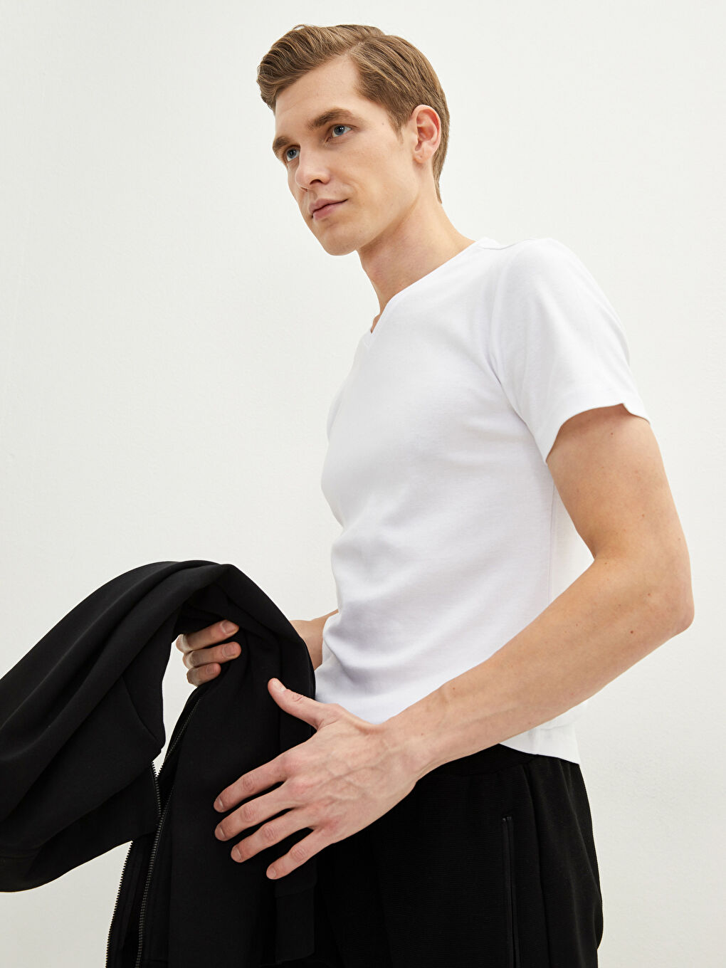 T-Shirt Basique Pour Hommes À Manches Courtes Et Col En V-2