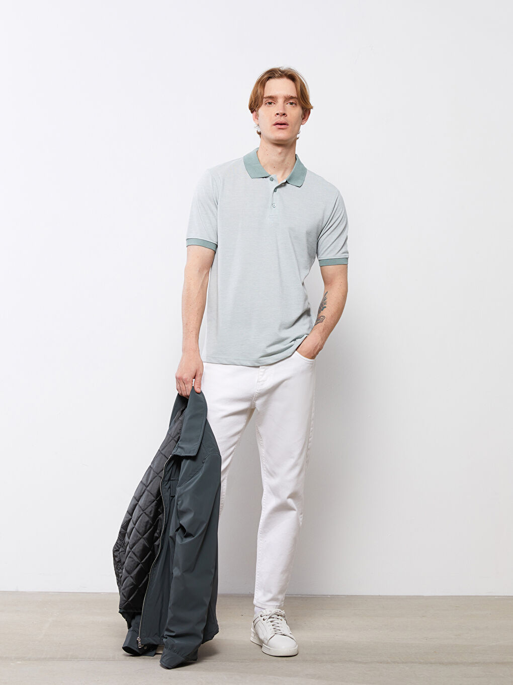 Футболка мужская с коротким рукавом и воротником поло-1